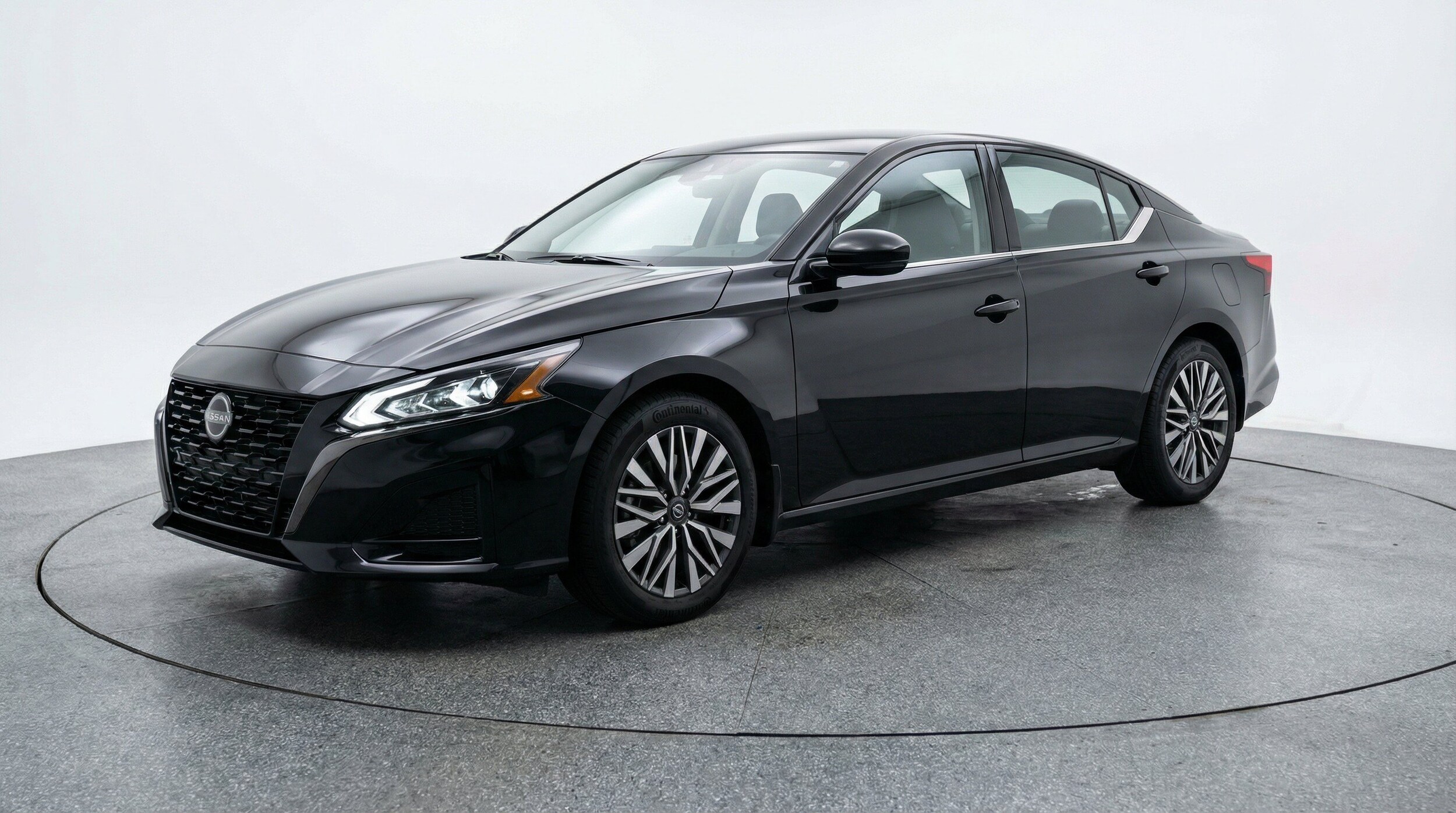 Thumbnail: 2025 Nissan Altima - 3