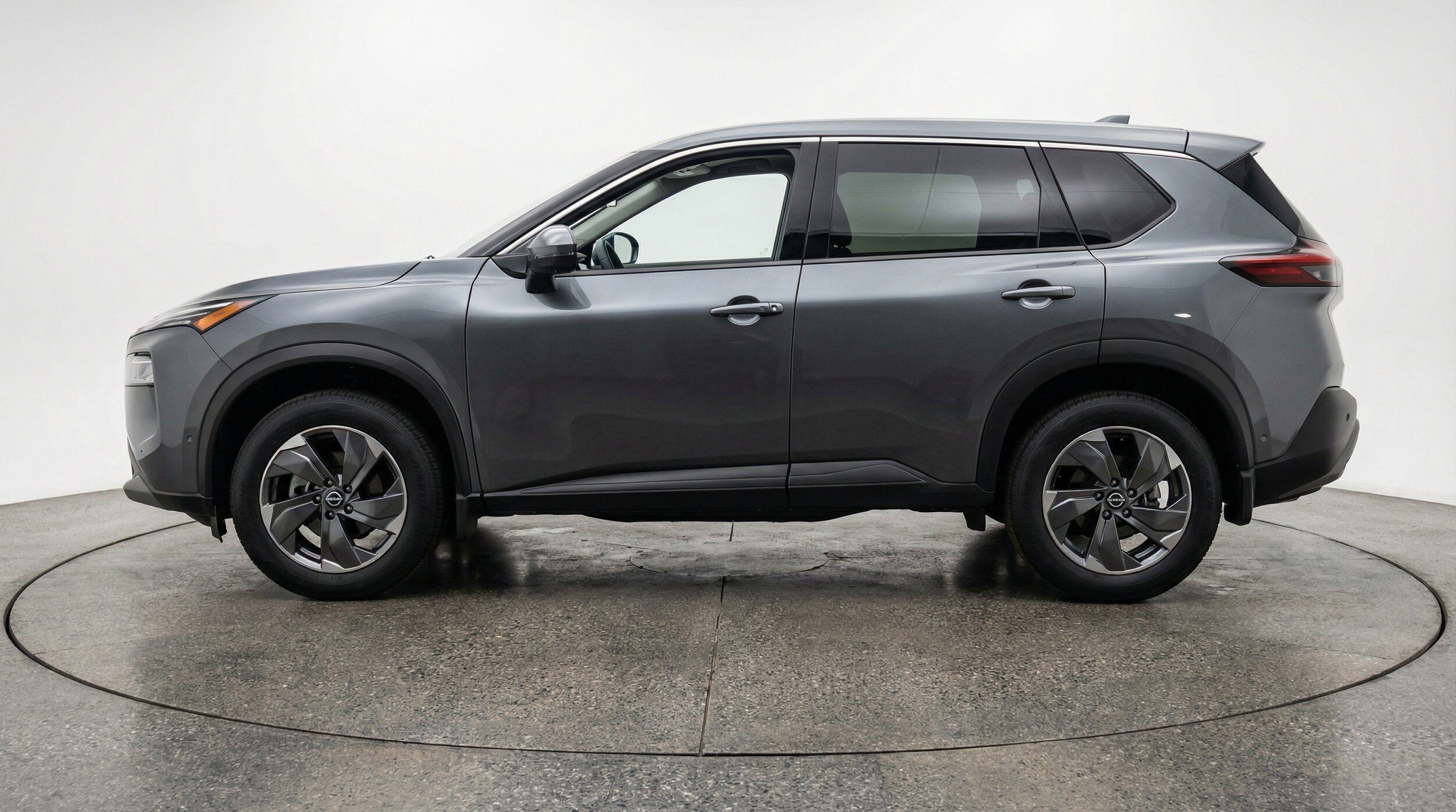 Thumbnail: 2025 Nissan Rogue - 5