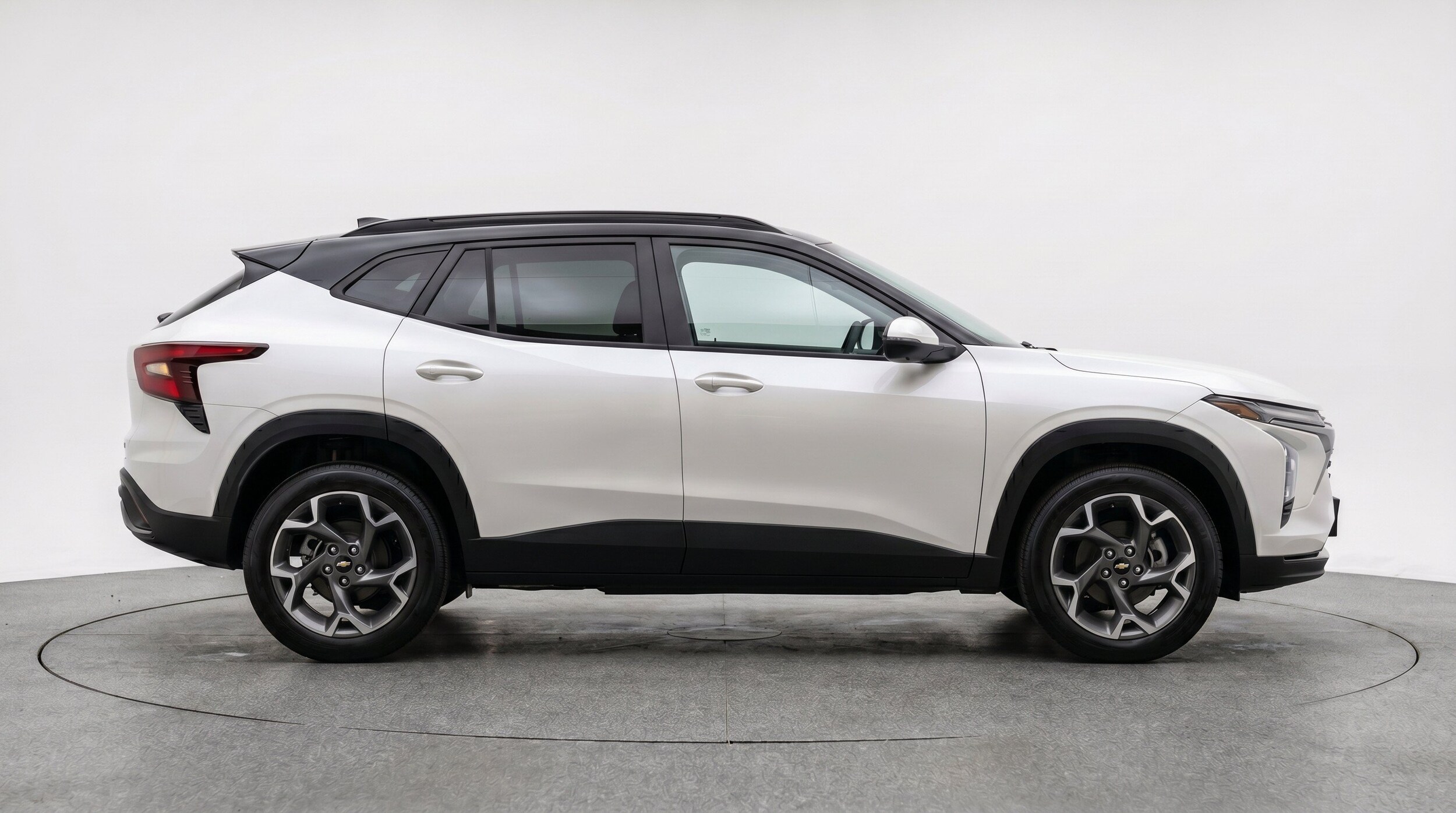 Thumbnail: 2025 Chevrolet Trax - 11