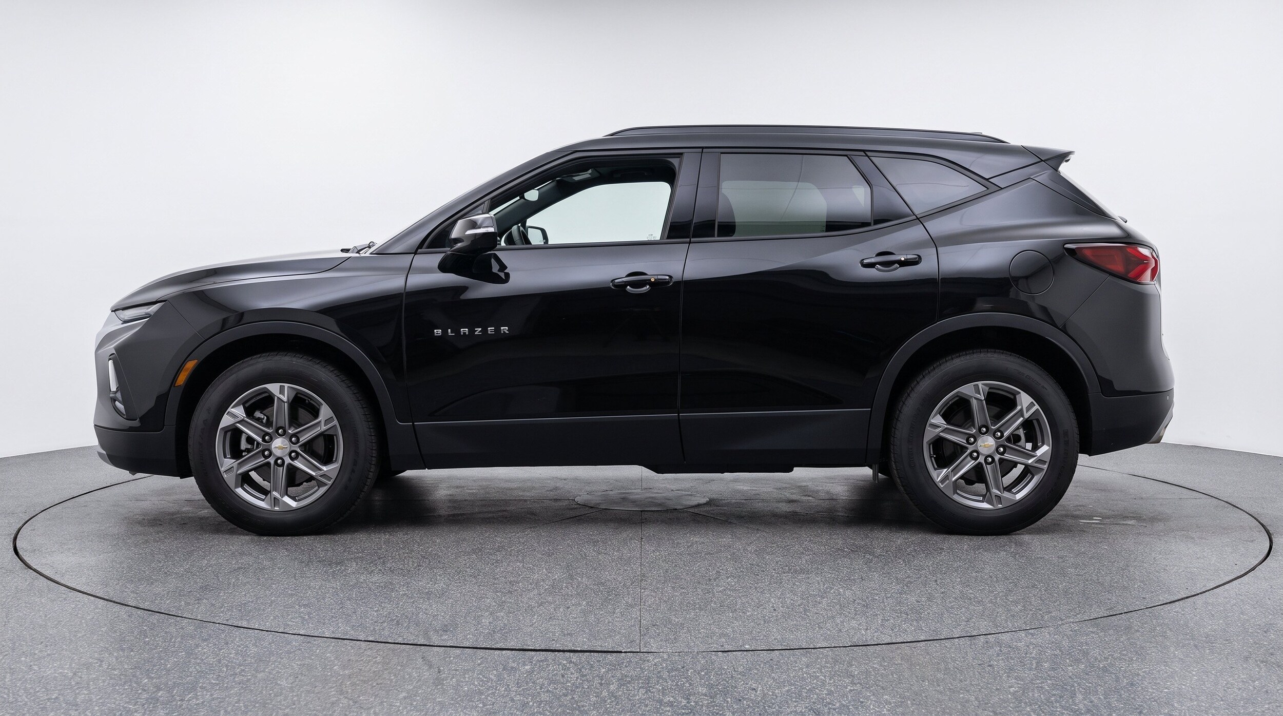 Thumbnail: 2026 Chevrolet Blazer - 5