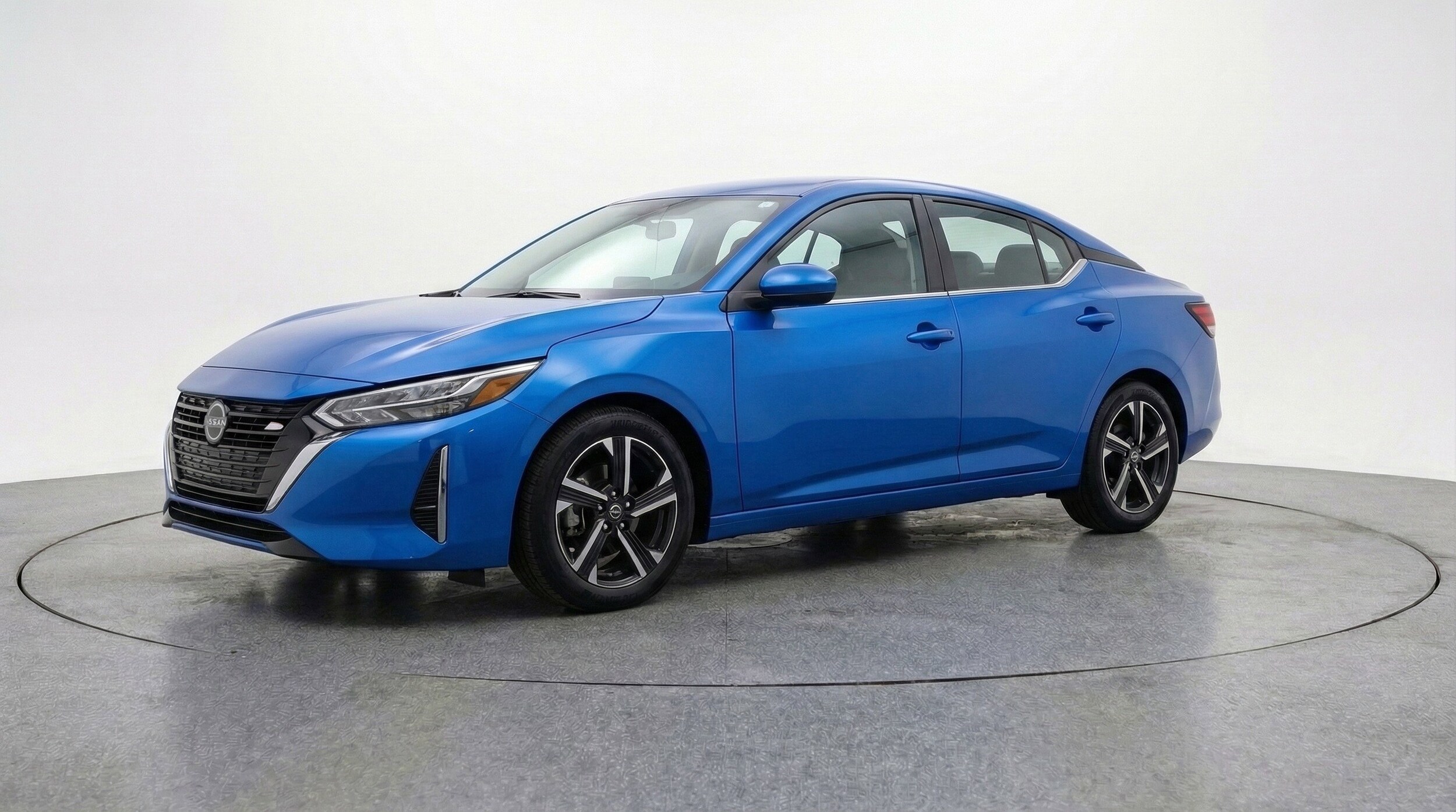 Thumbnail: 2025 Nissan Sentra - 3