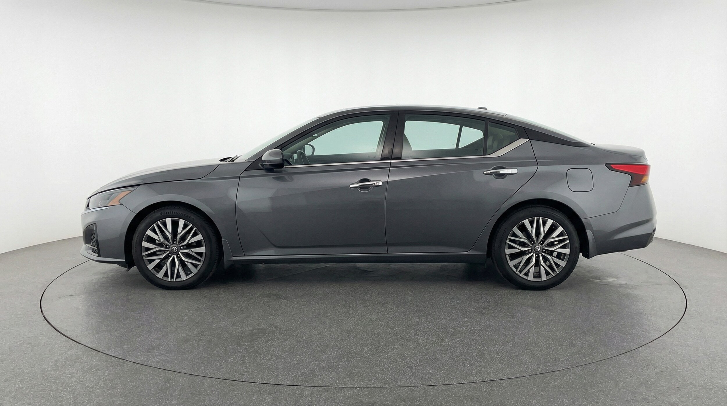 Thumbnail: 2025 Nissan Altima - 4