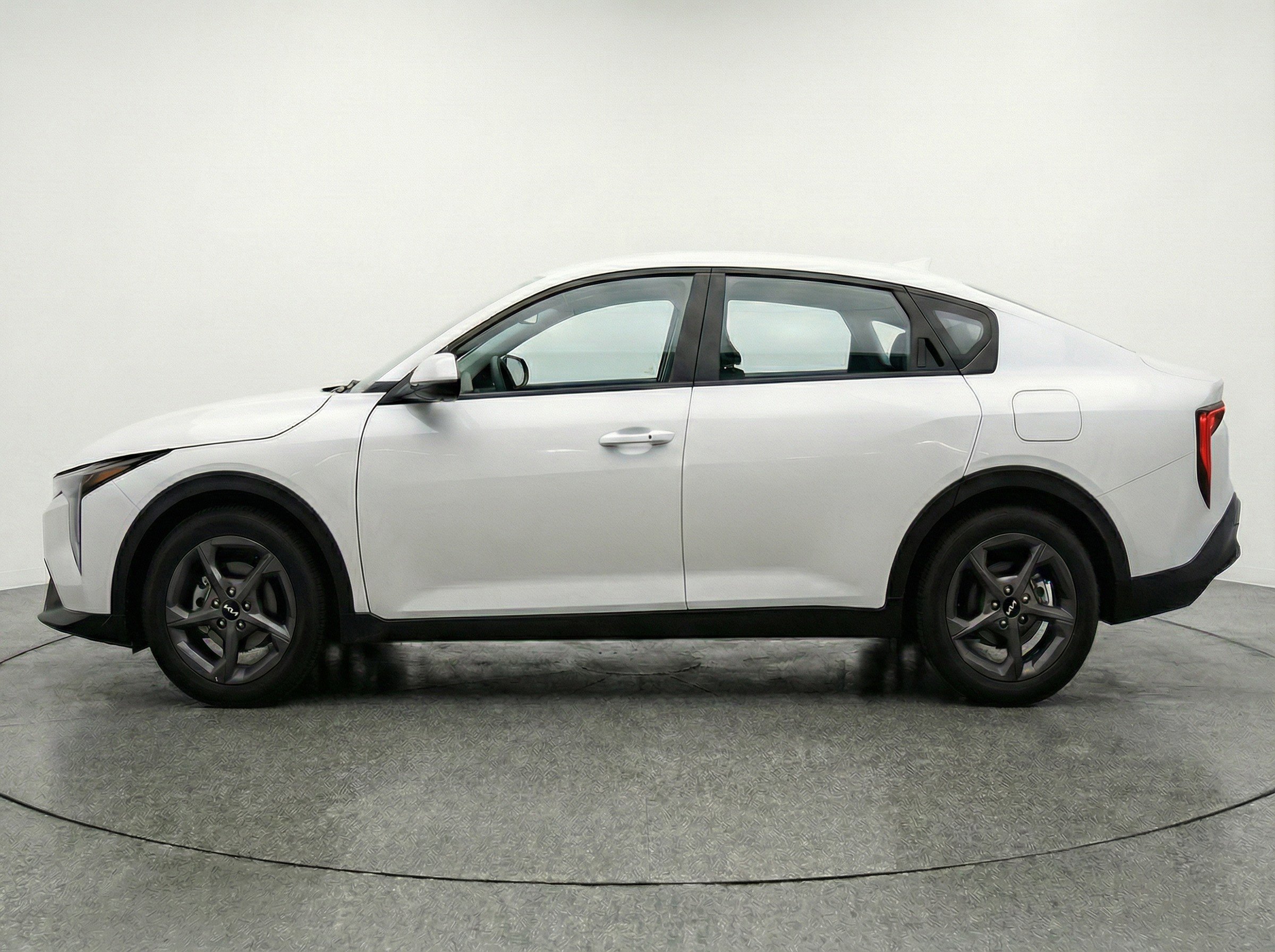 Thumbnail: 2025 Kia K4 - 5