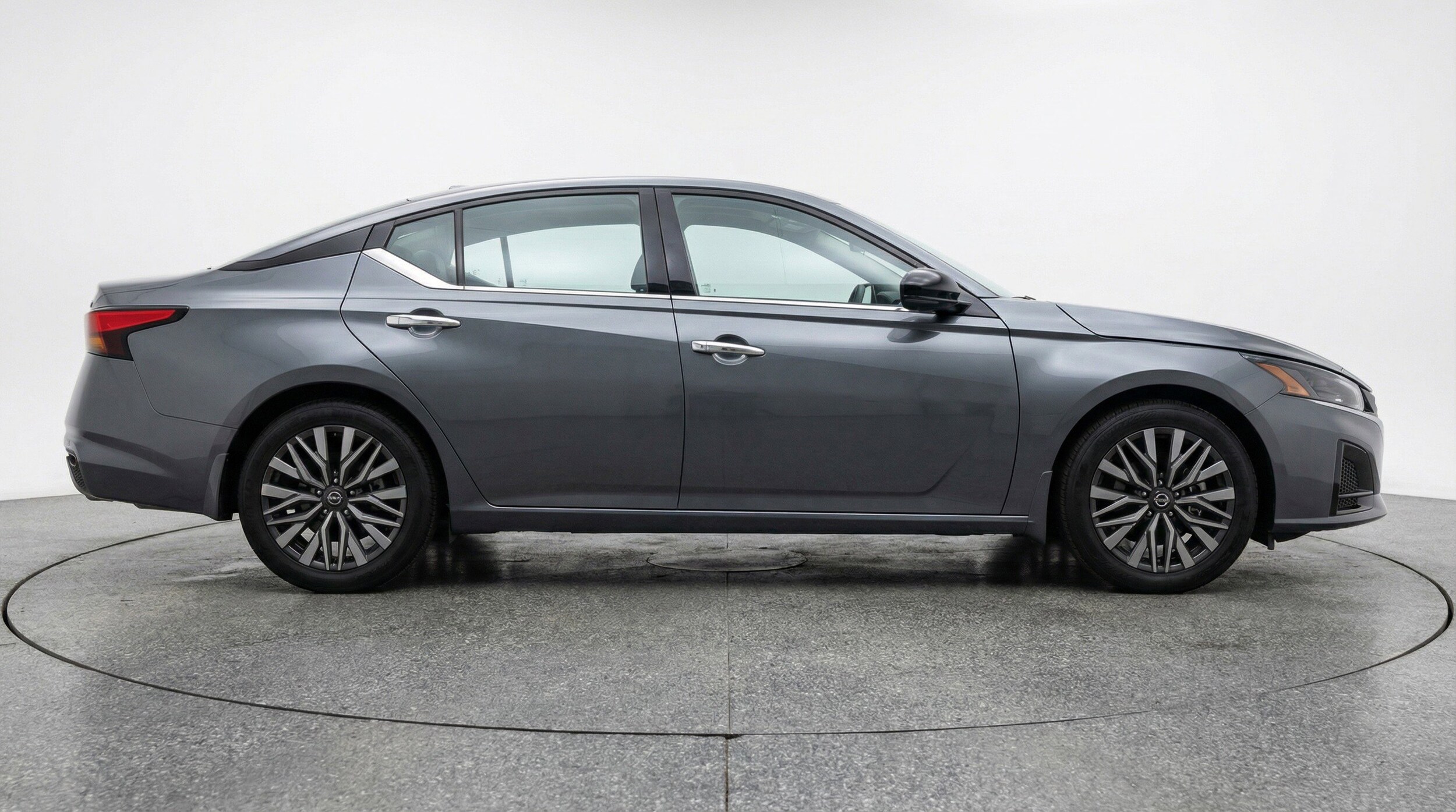 Thumbnail: 2025 Nissan Altima - 11