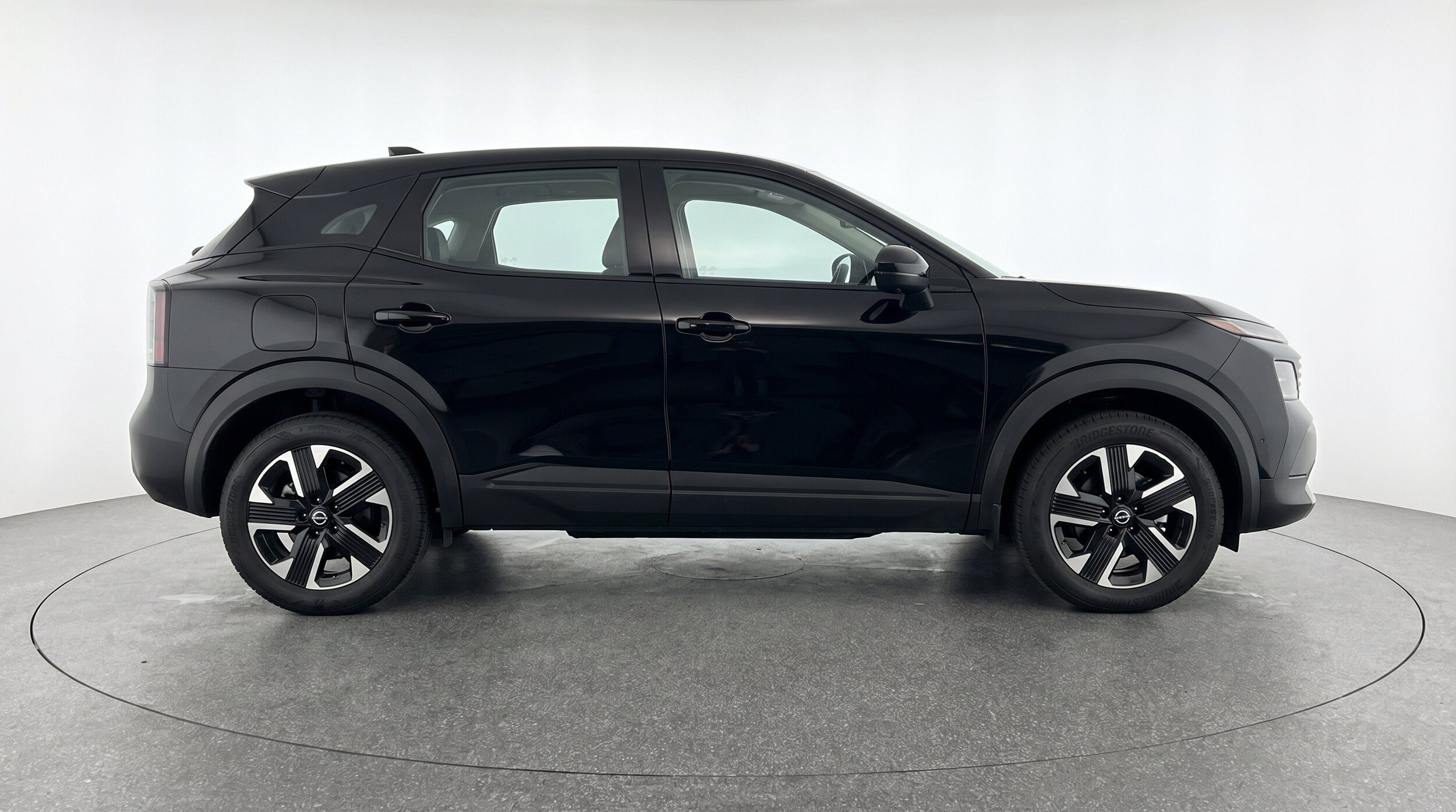 Thumbnail: 2026 Nissan Kicks - 11