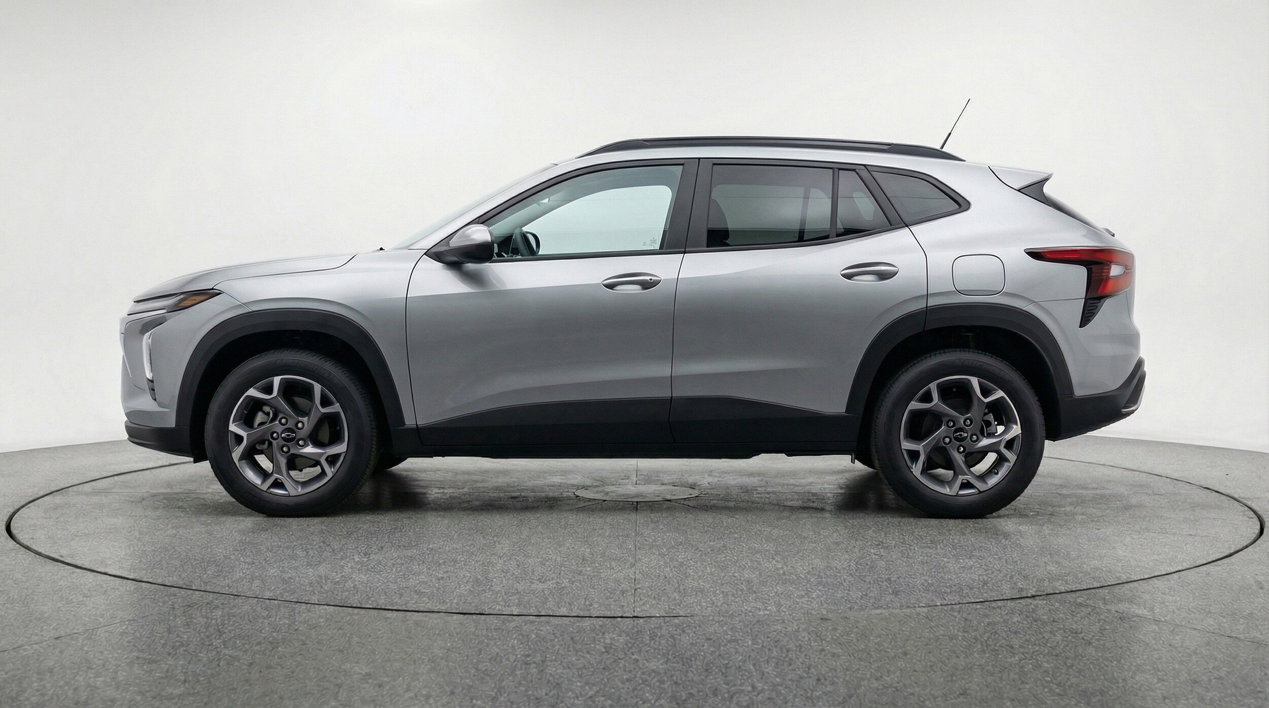 Thumbnail: 2025 Chevrolet Trax - 5