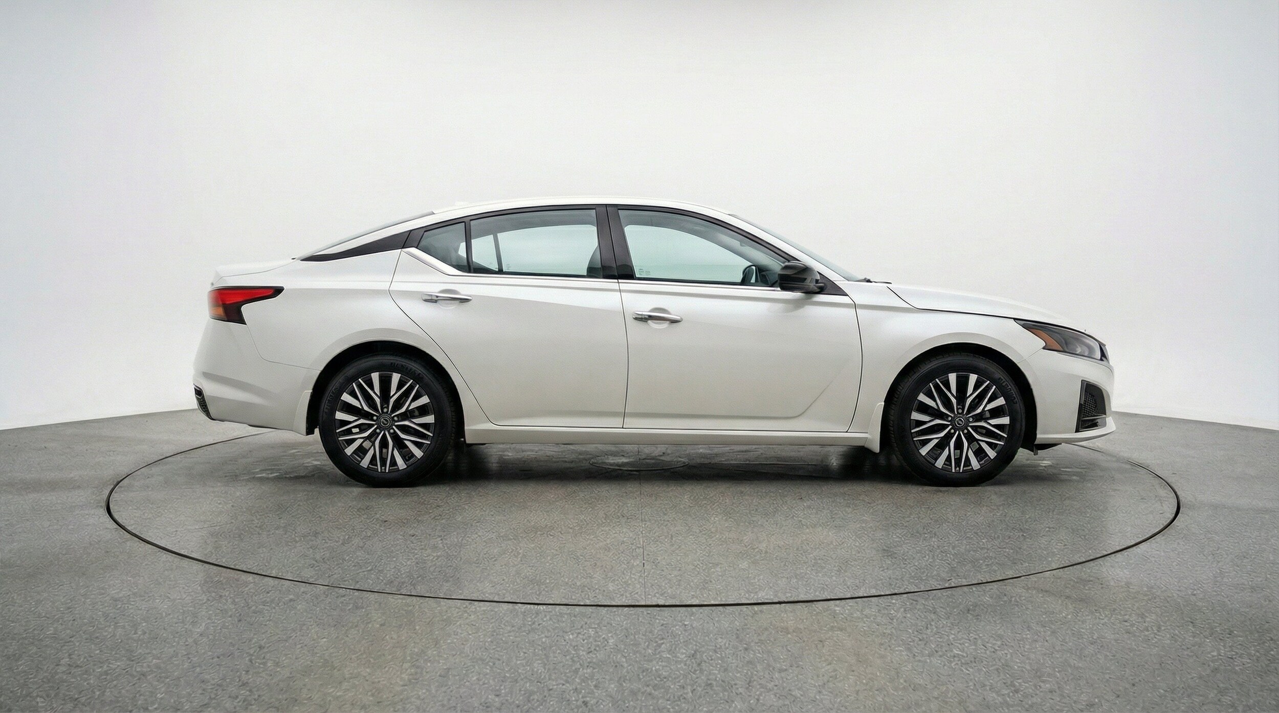Thumbnail: 2025 Nissan Altima - 11