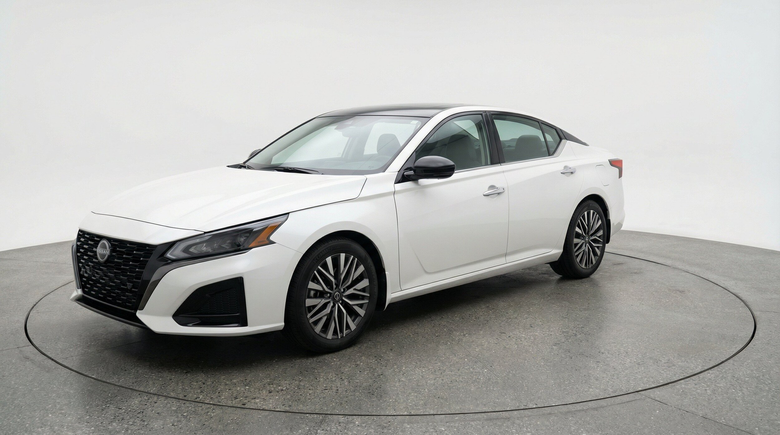 Thumbnail: 2025 Nissan Altima - 3