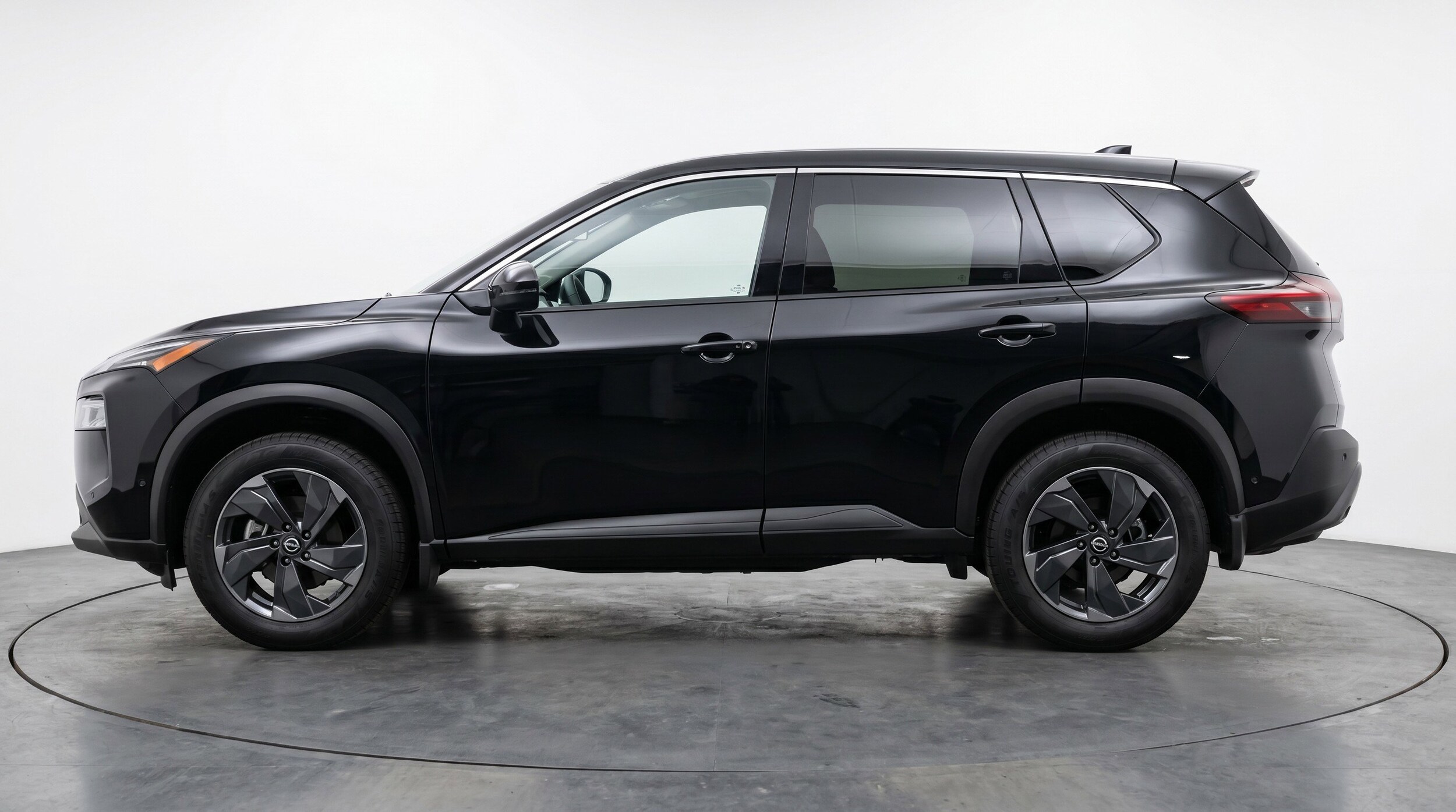 Thumbnail: 2025 Nissan Rogue - 5