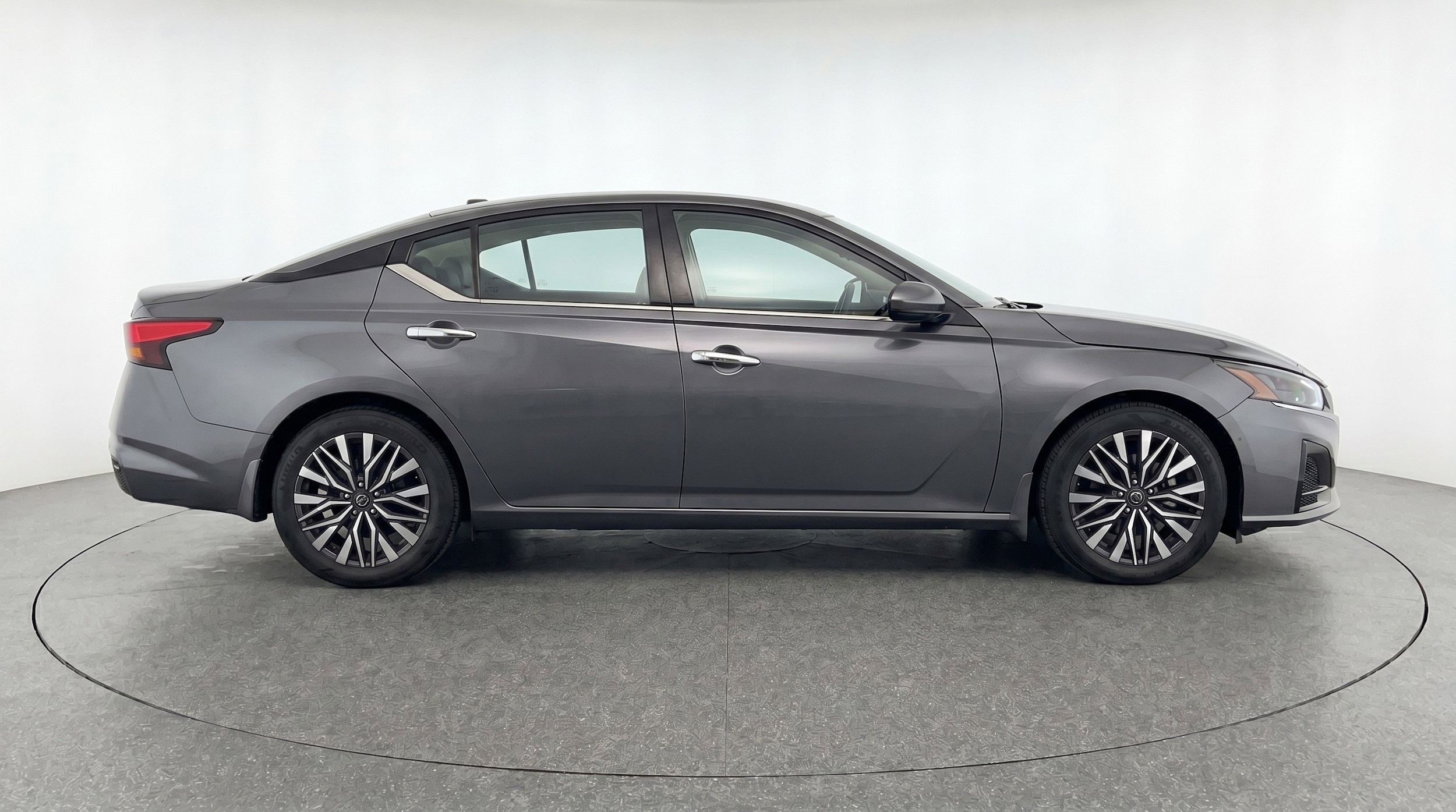 Thumbnail: 2025 Nissan Altima - 11