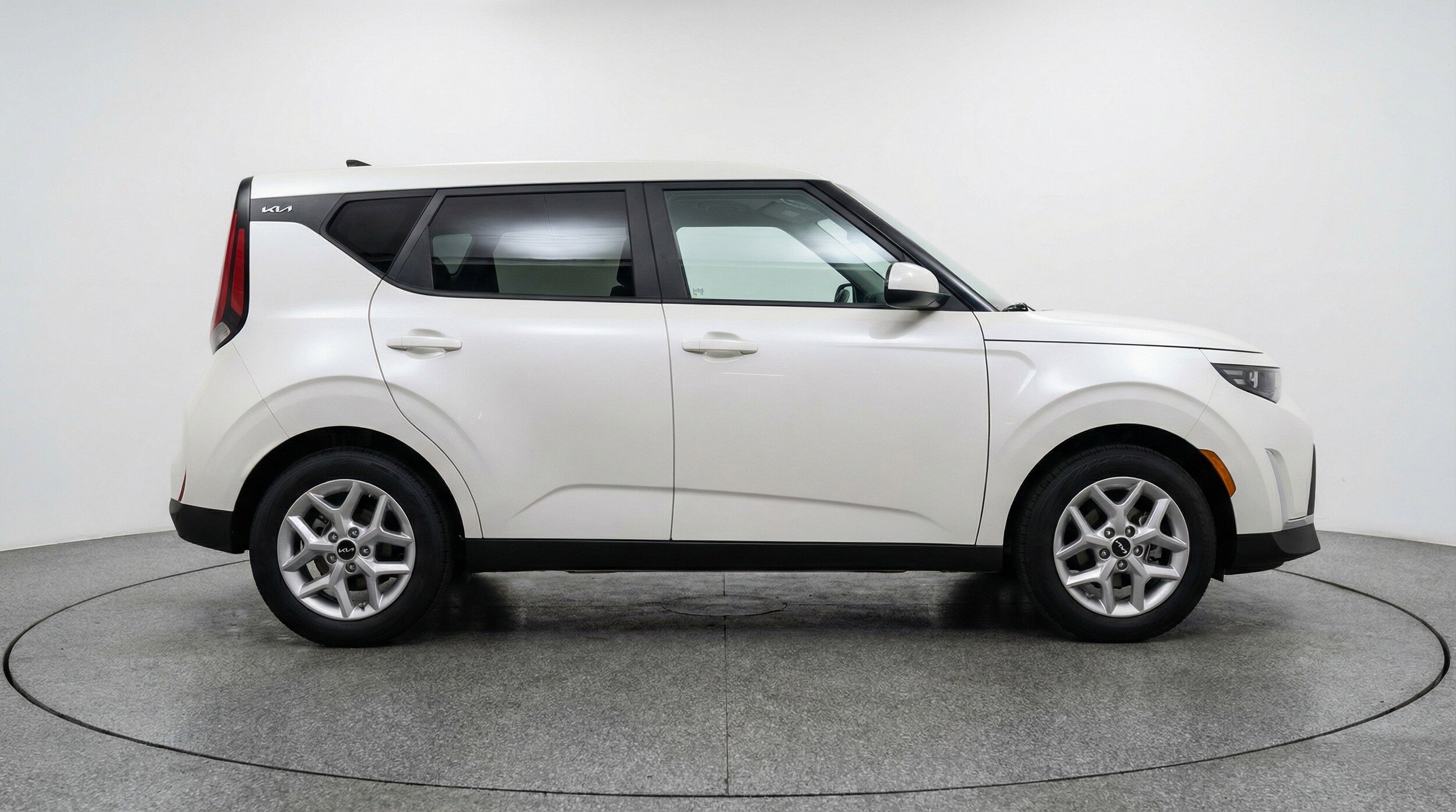 Thumbnail: 2025 Kia Soul - 11