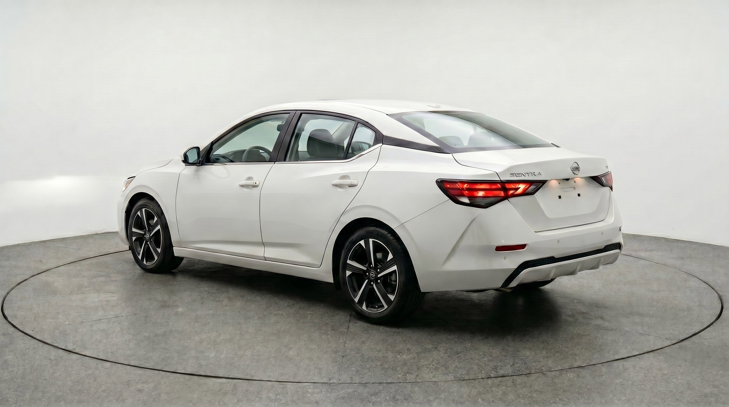 Thumbnail: 2025 Nissan Sentra - 6