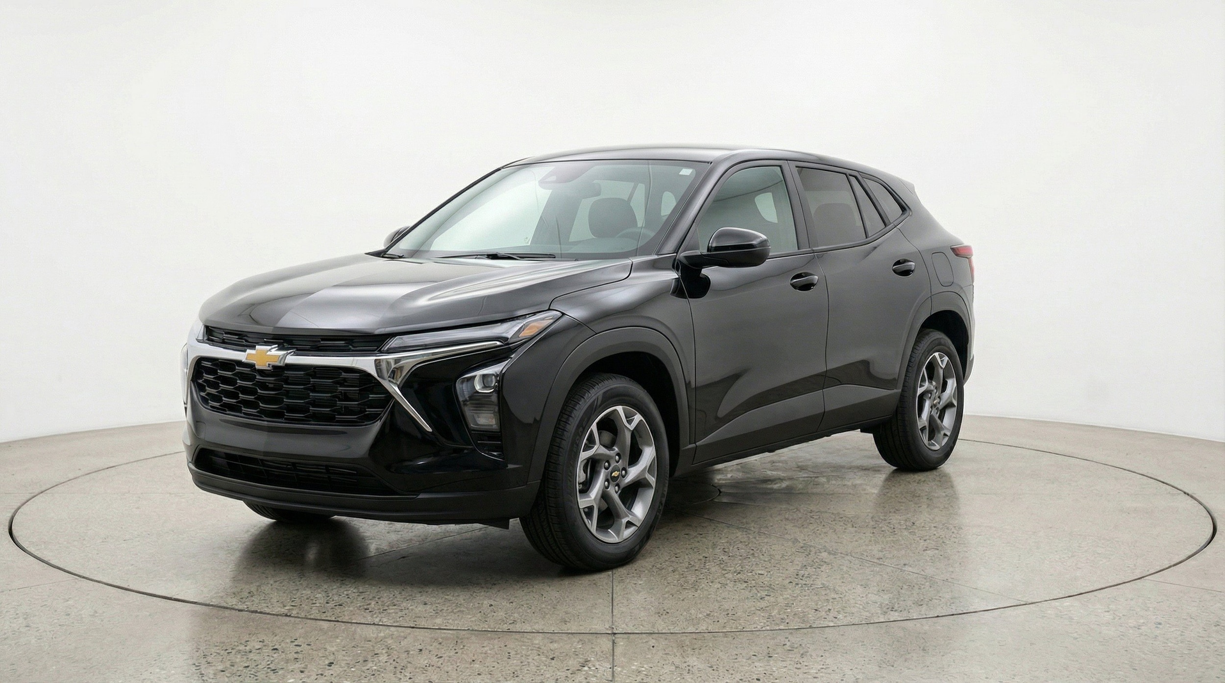 Thumbnail: 2025 Chevrolet Trax - 3