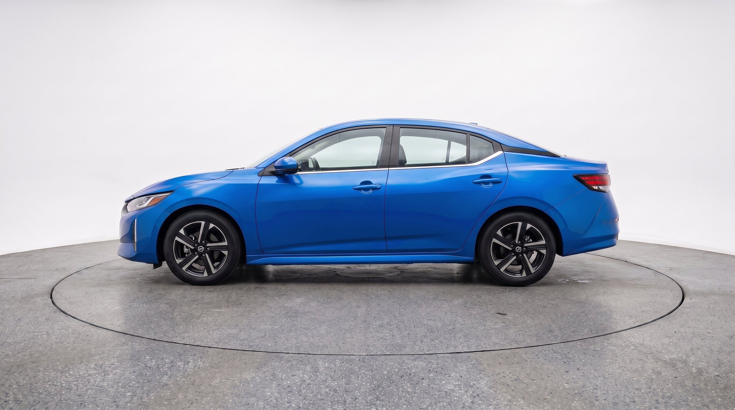 Thumbnail: 2025 Nissan Sentra - 5