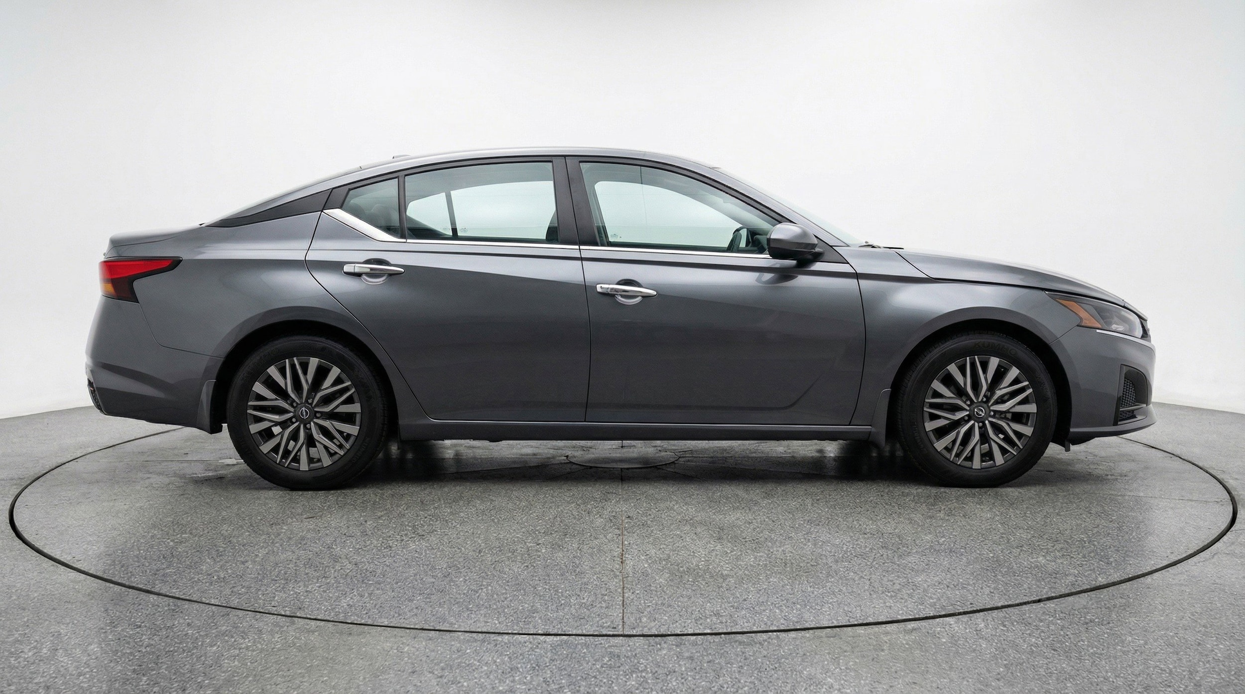 Thumbnail: 2025 Nissan Altima - 11