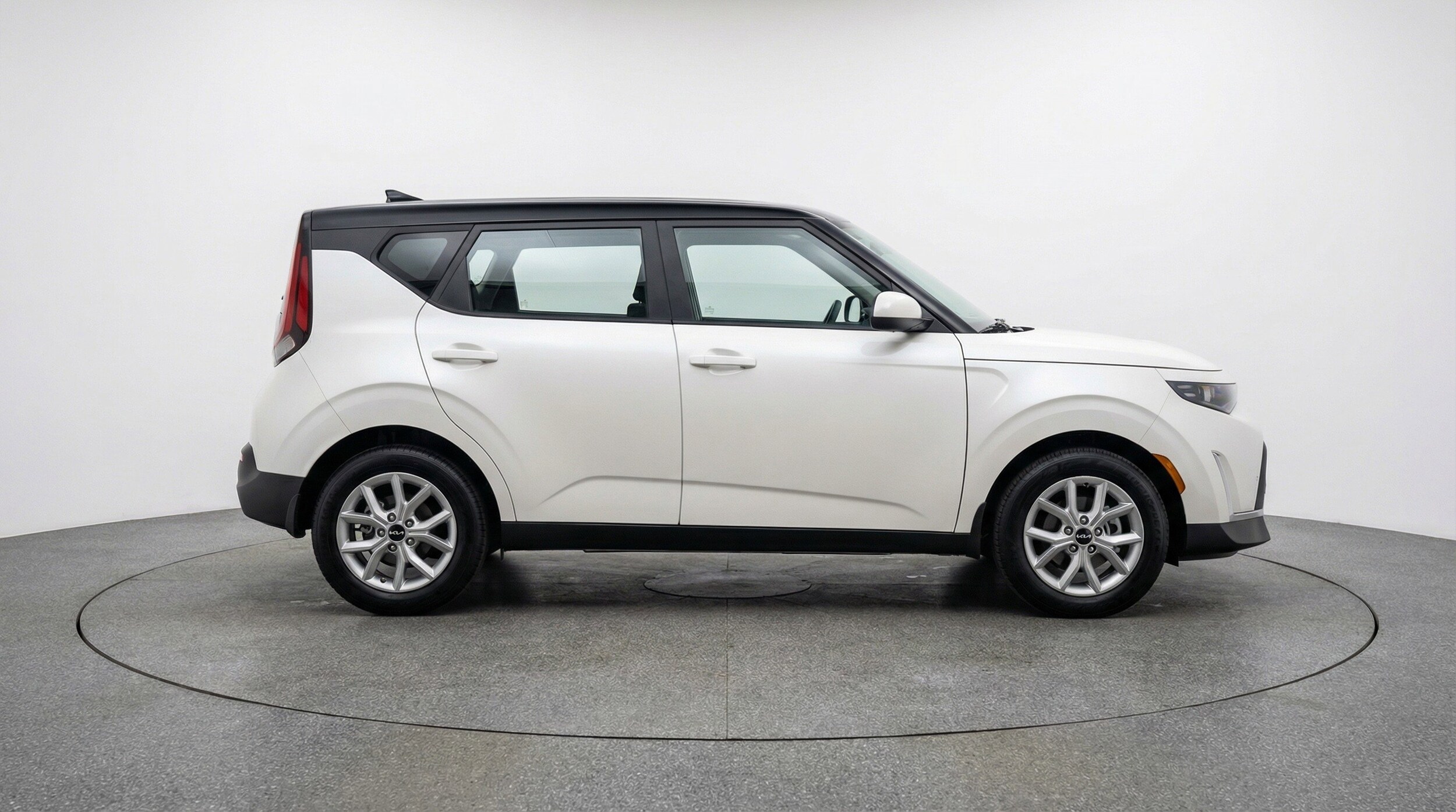 Thumbnail: 2025 Kia Soul - 11