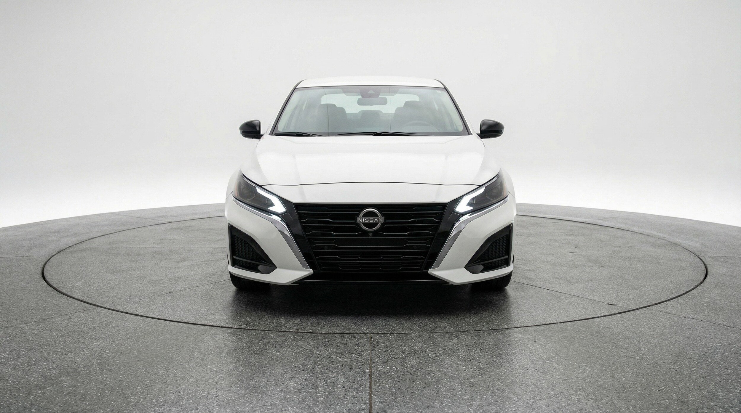 Thumbnail: 2025 Nissan Altima - 2