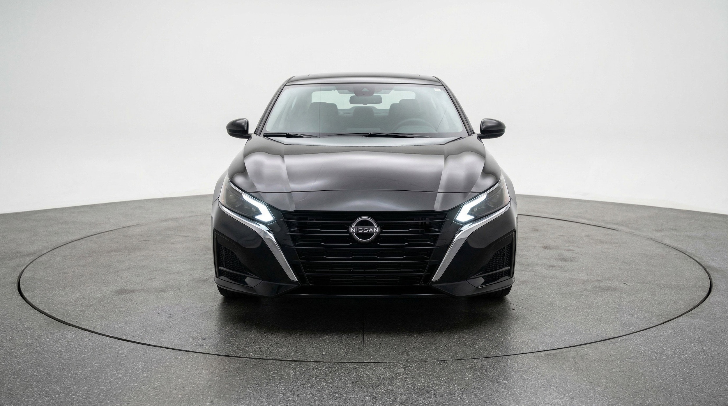 Thumbnail: 2025 Nissan Altima - 2