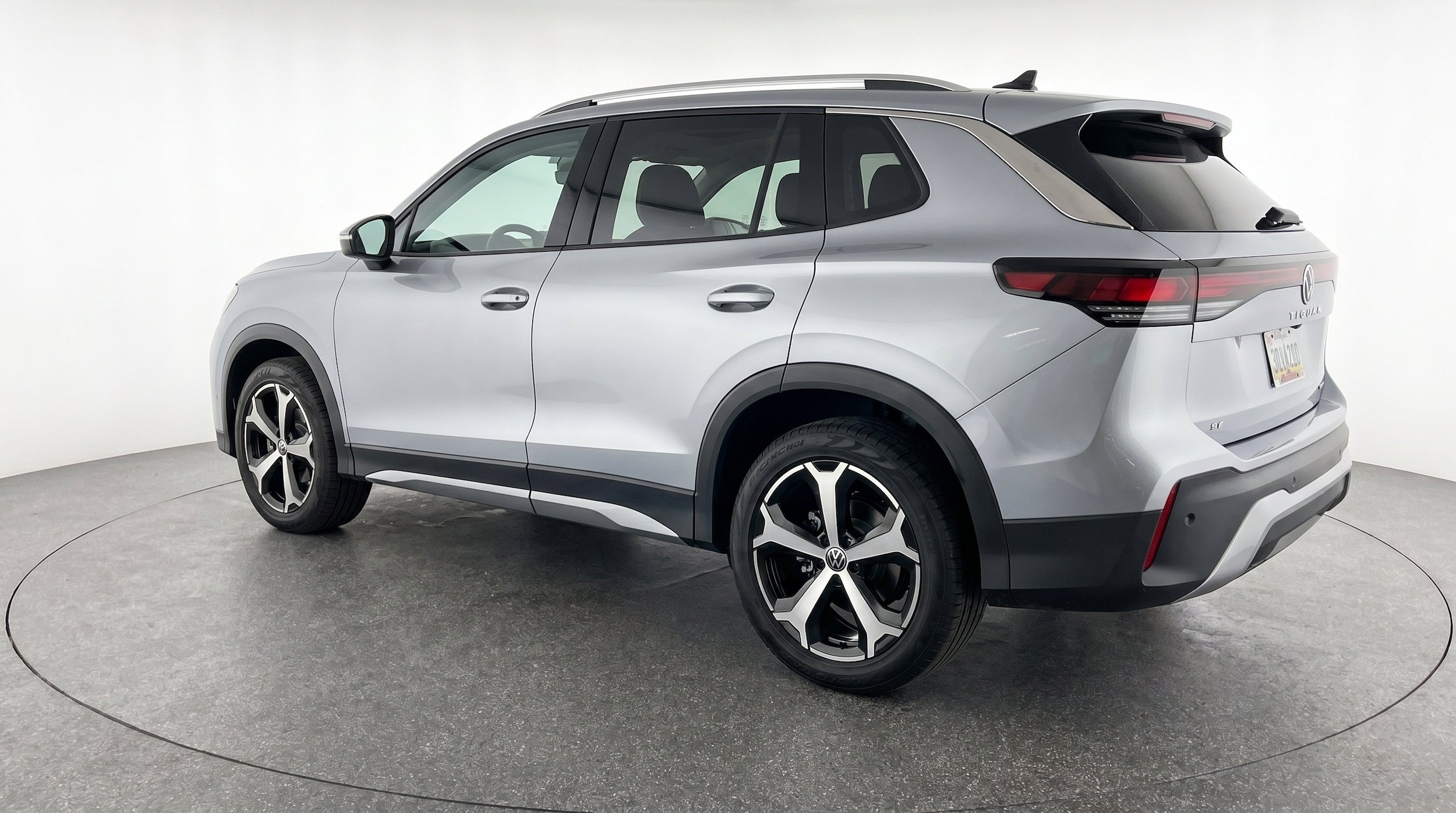 Thumbnail: 2026 Volkswagen Tiguan - 6