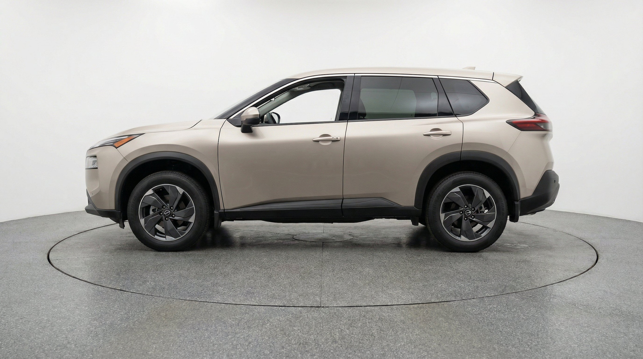 Thumbnail: 2025 Nissan Rogue - 5