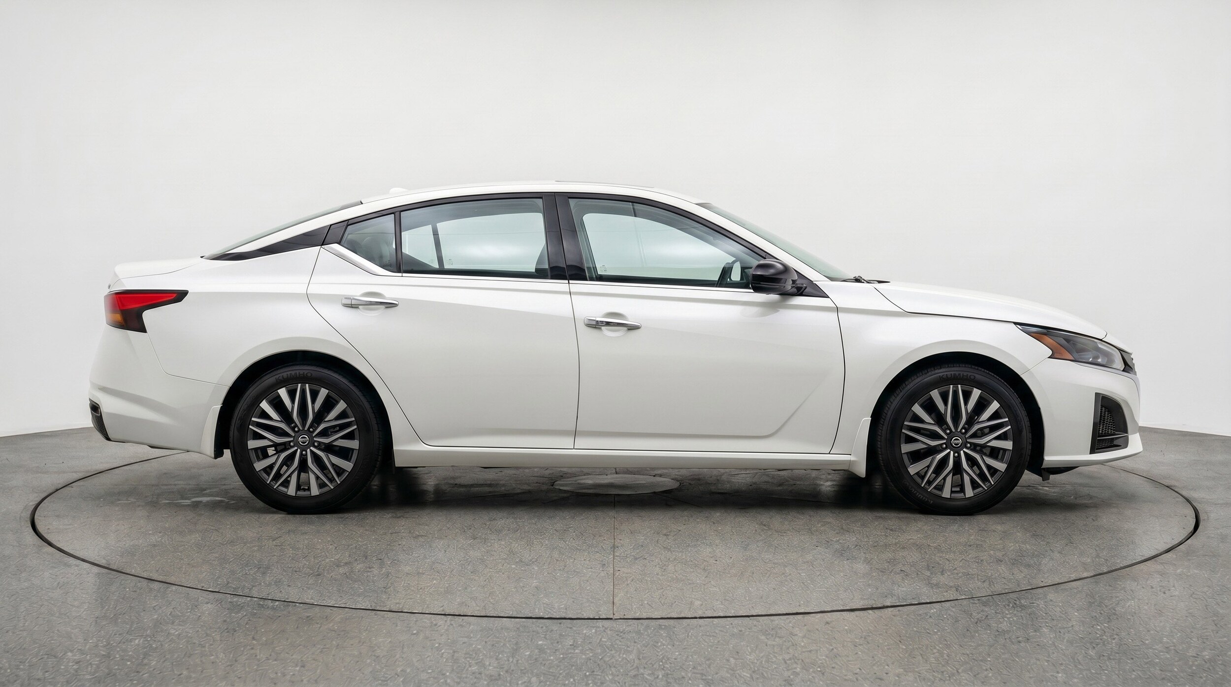 Thumbnail: 2025 Nissan Altima - 11