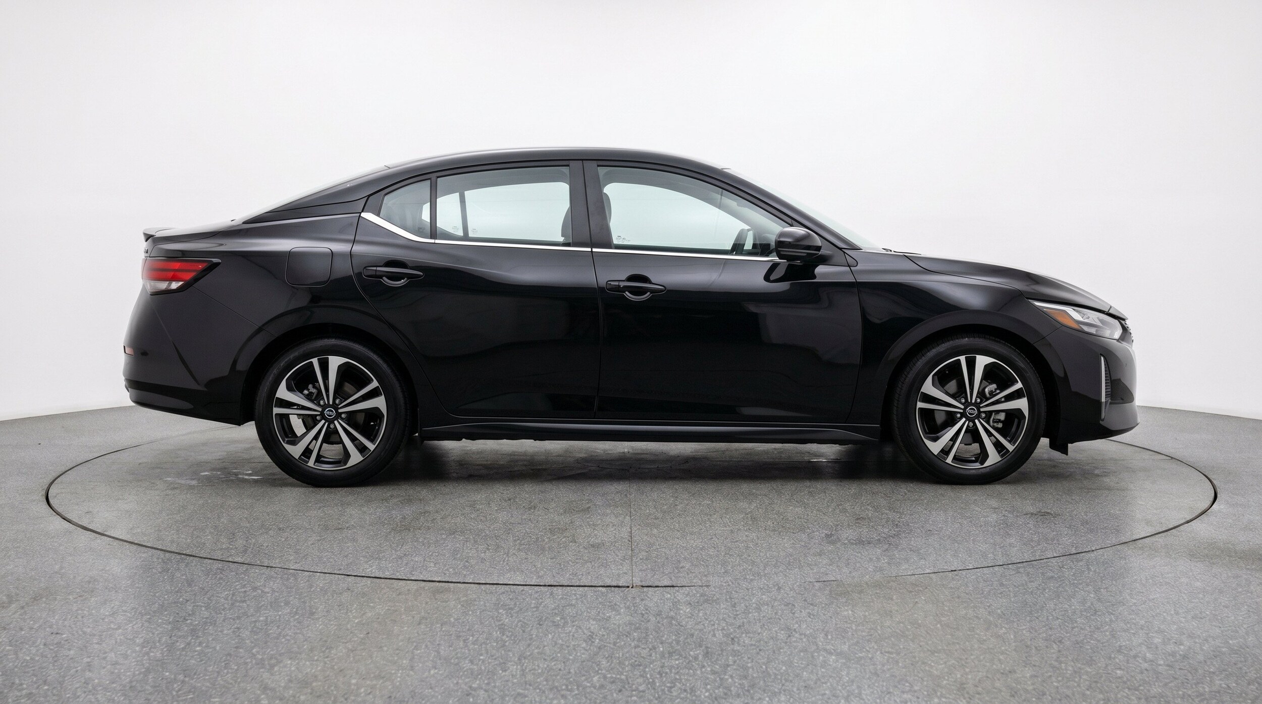 Thumbnail: 2025 Nissan Sentra - 11