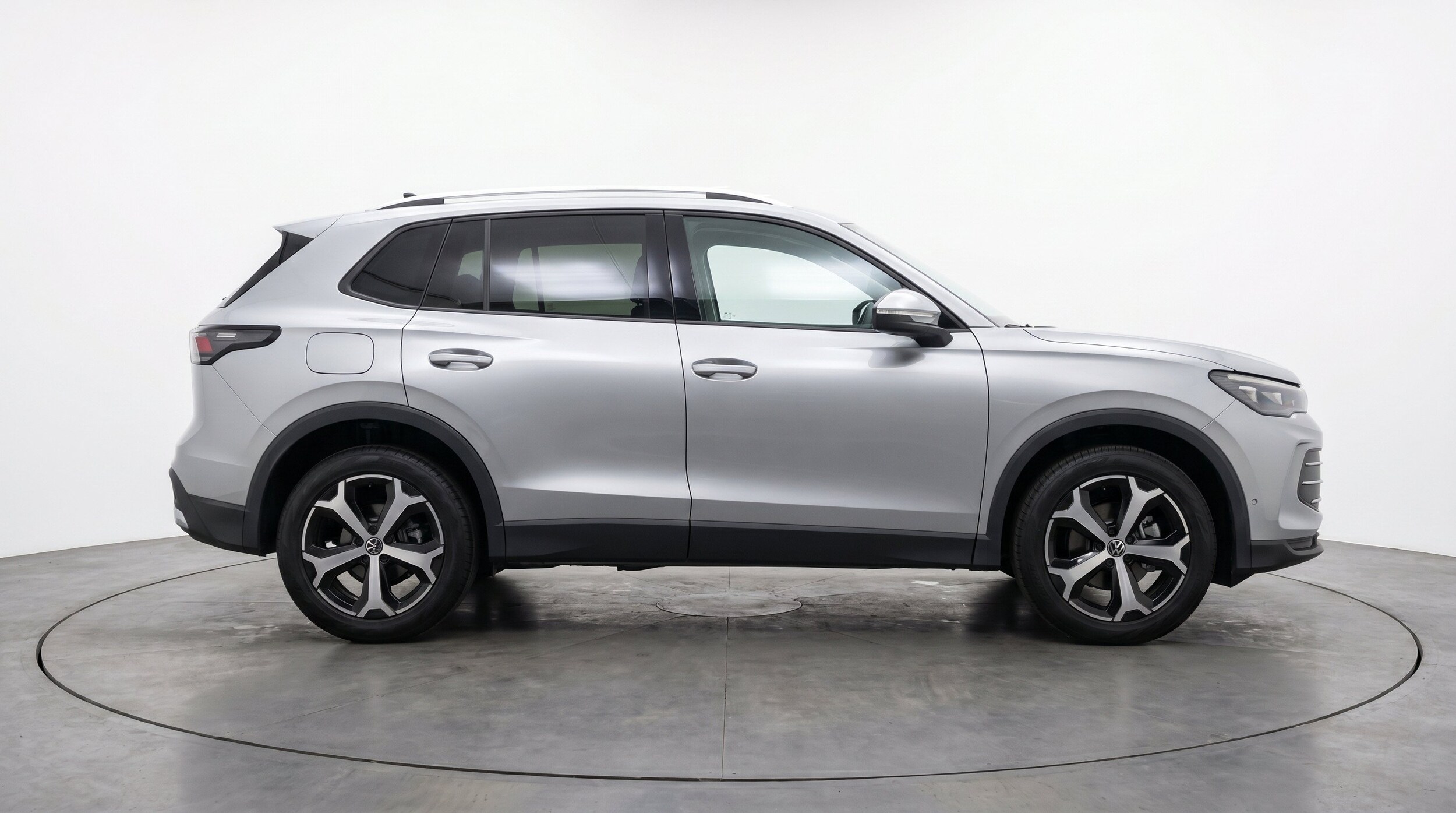 Thumbnail: 2026 Volkswagen Tiguan - 11