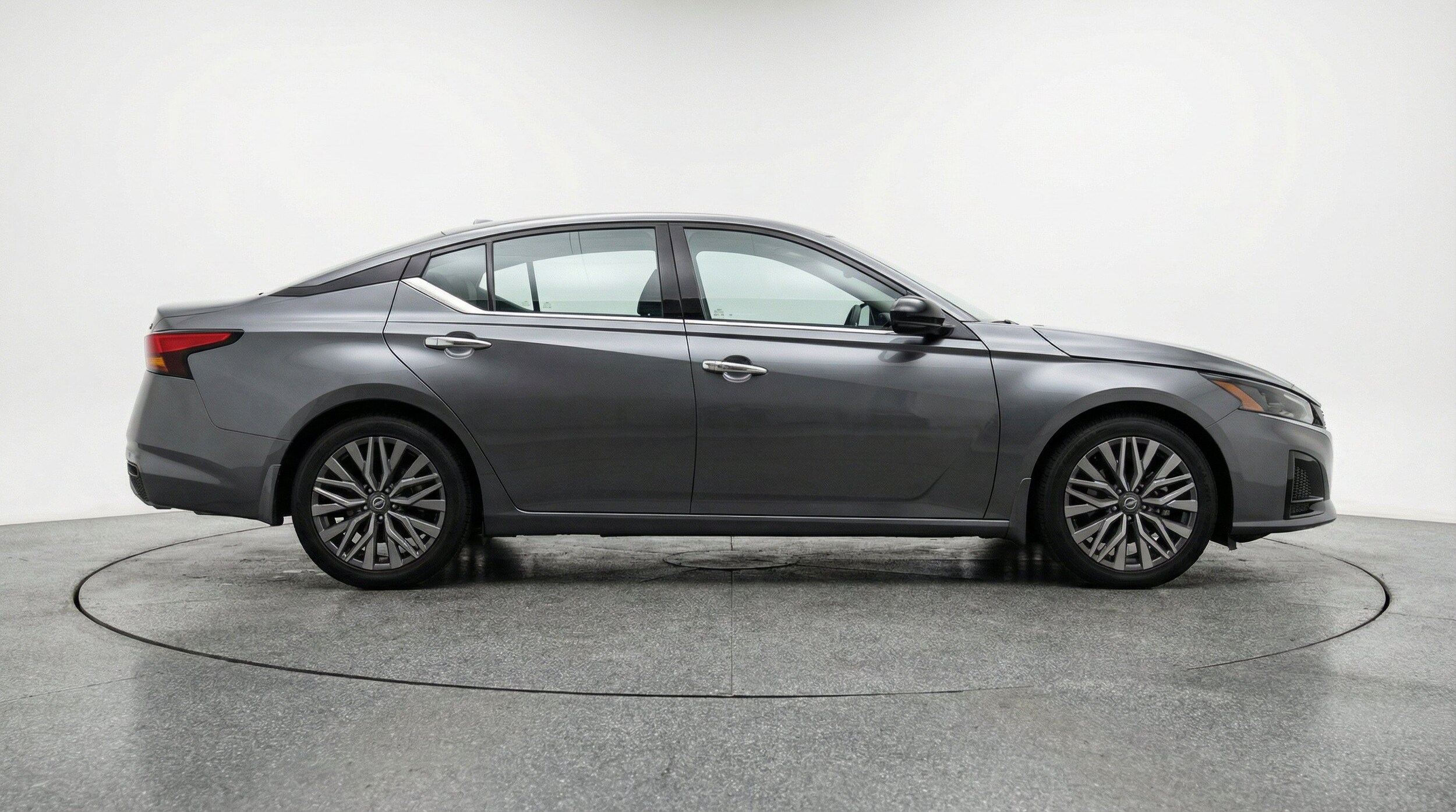 Thumbnail: 2025 Nissan Altima - 11