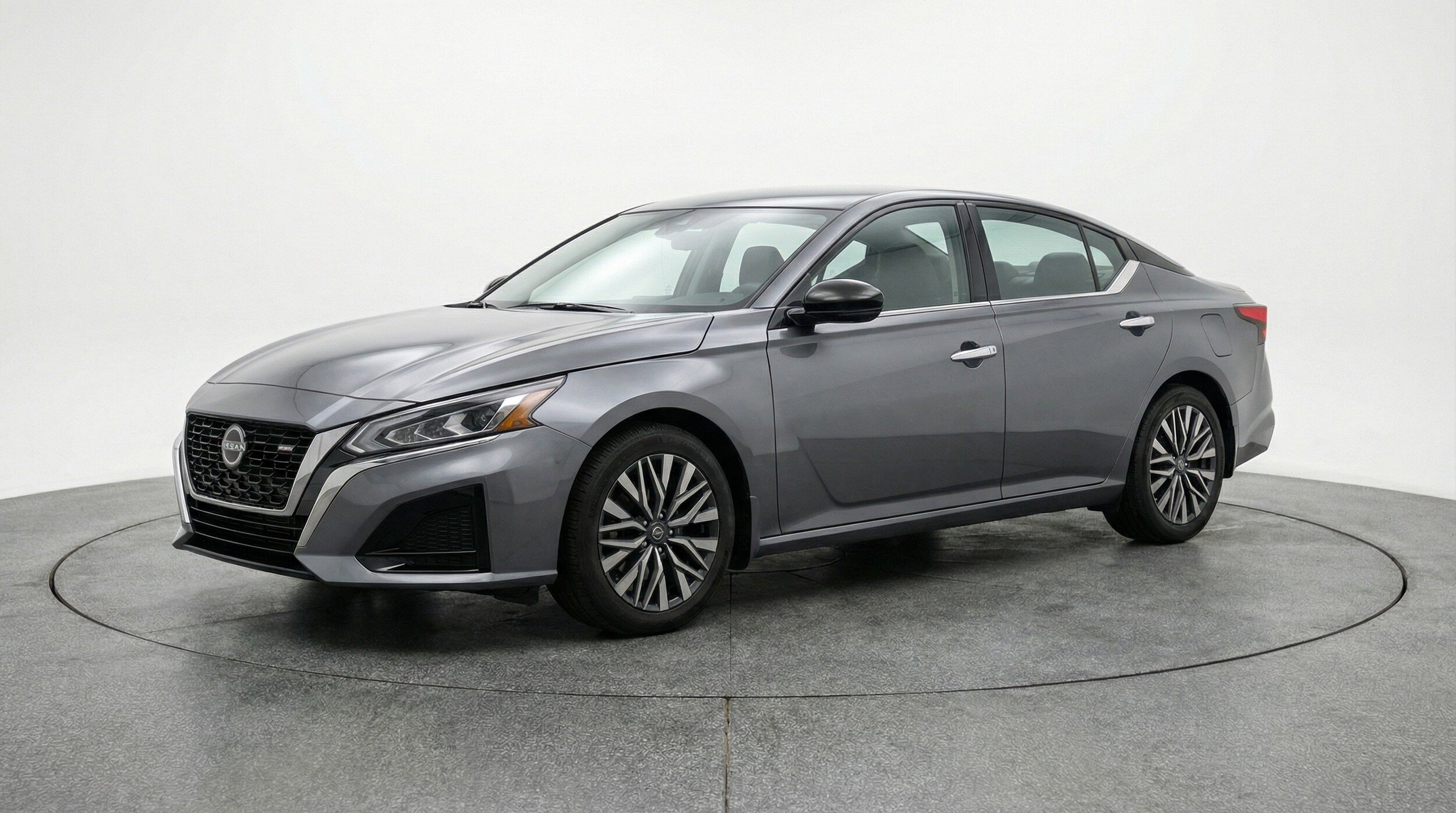 Thumbnail: 2025 Nissan Altima - 3