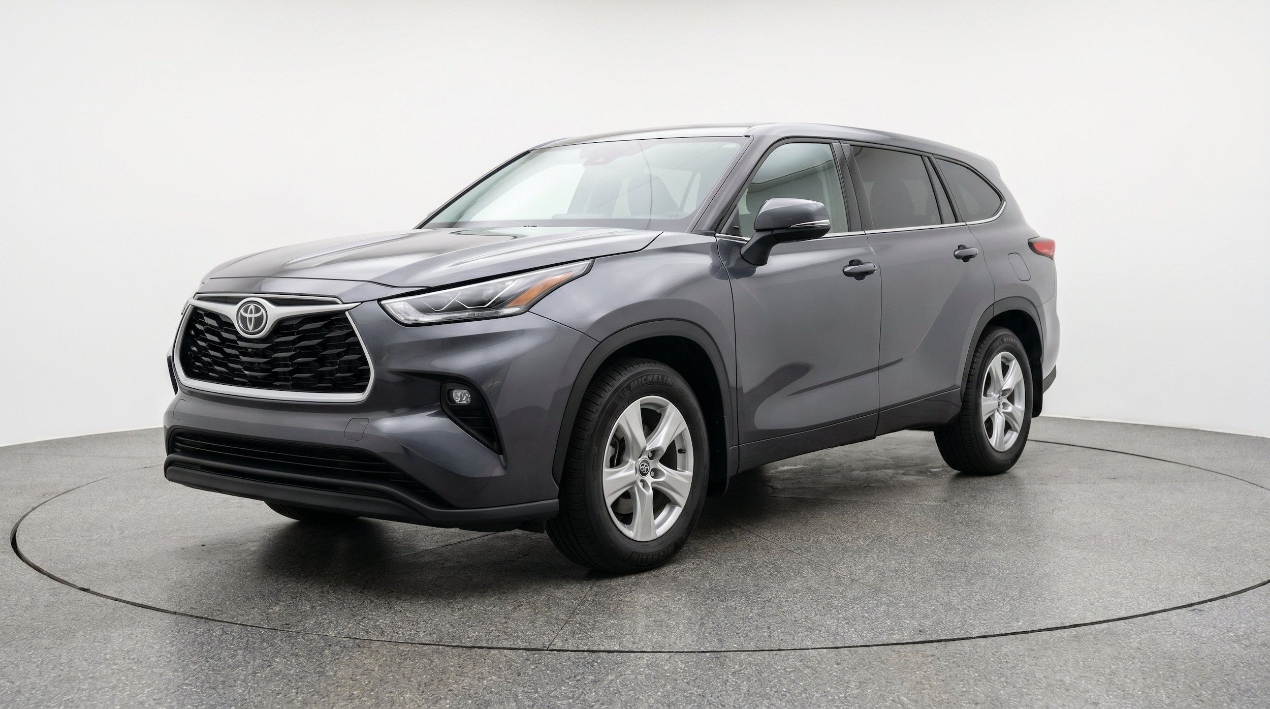 Thumbnail: 2025 Toyota Highlander - 3