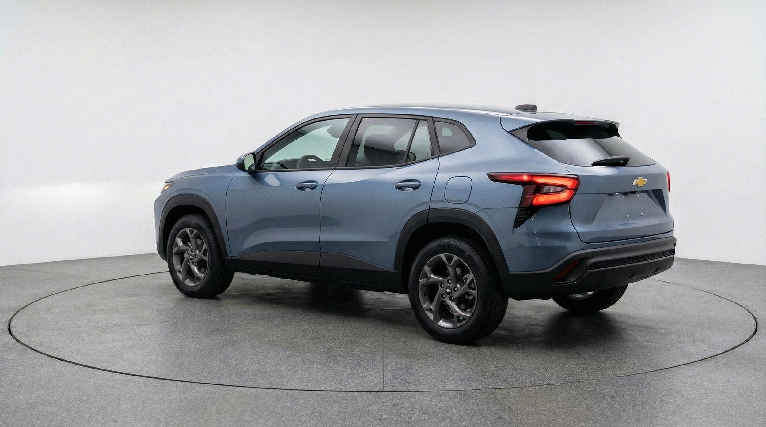 Thumbnail: 2025 Chevrolet Trax - 6