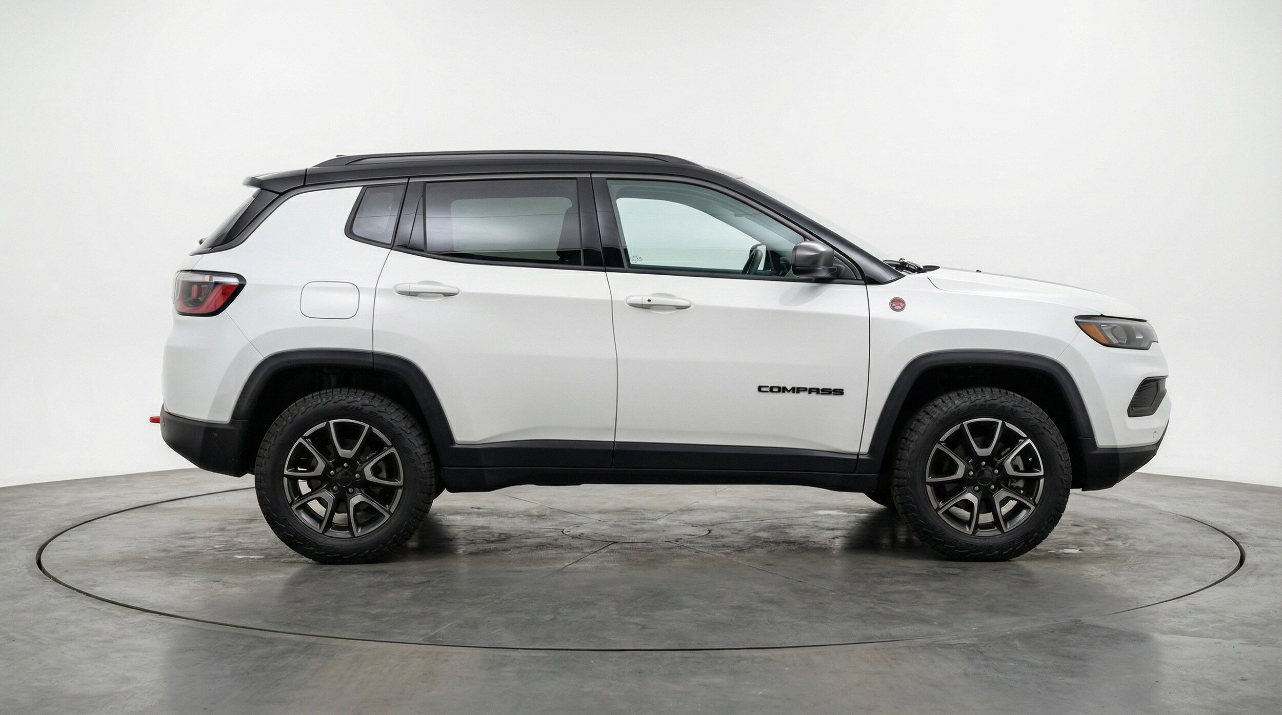Thumbnail: 2025 Jeep Compass - 11