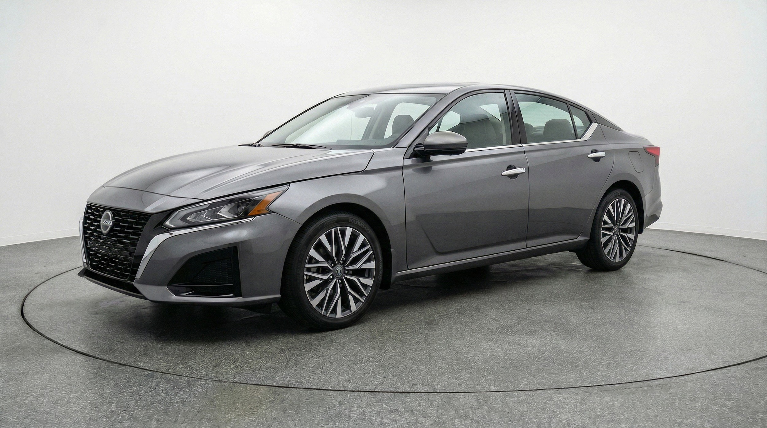 Thumbnail: 2025 Nissan Altima - 3