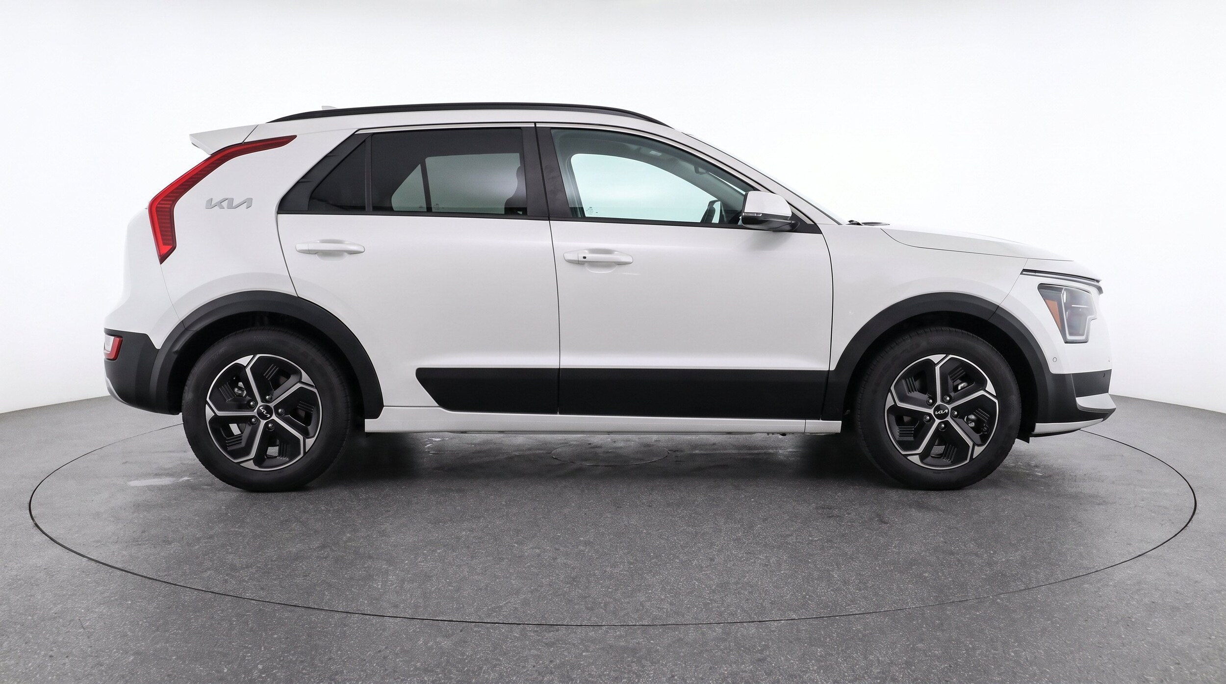 Thumbnail: 2026 Kia Niro - 11