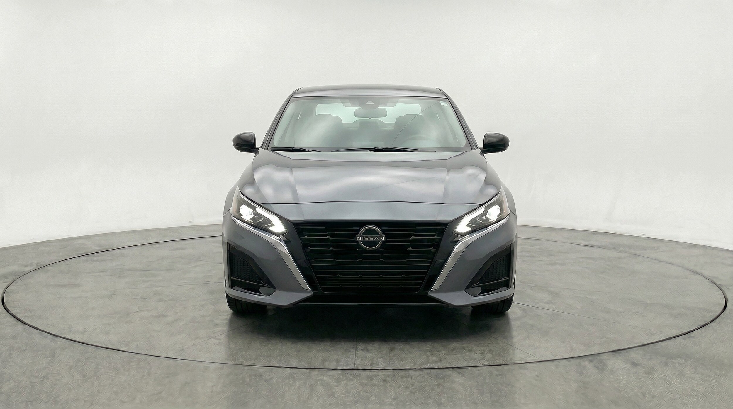 Thumbnail: 2025 Nissan Altima - 2