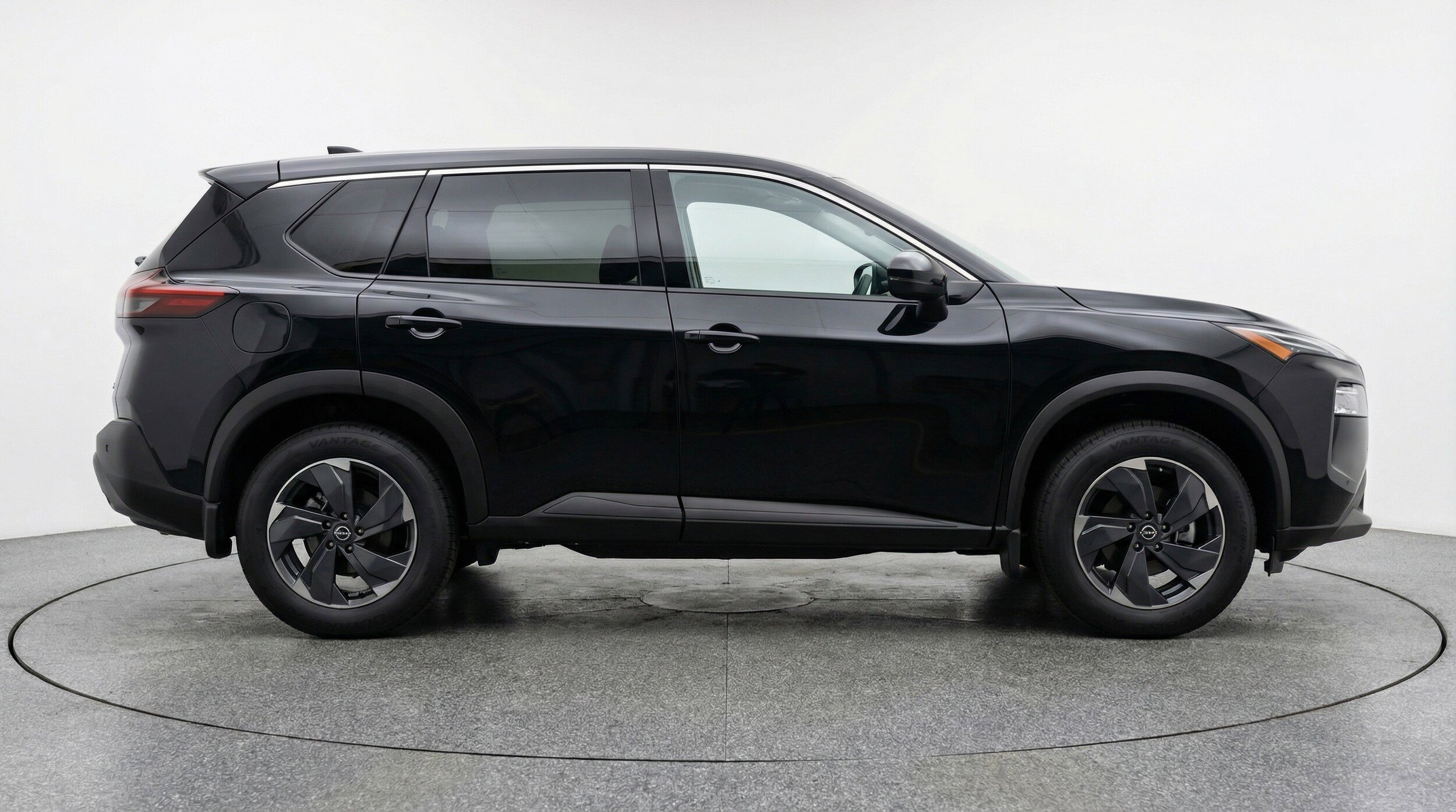 Thumbnail: 2025 Nissan Rogue - 11