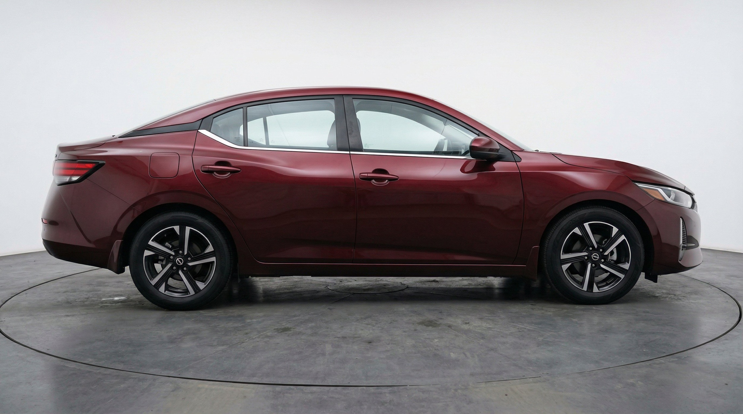 Thumbnail: 2025 Nissan Sentra - 11