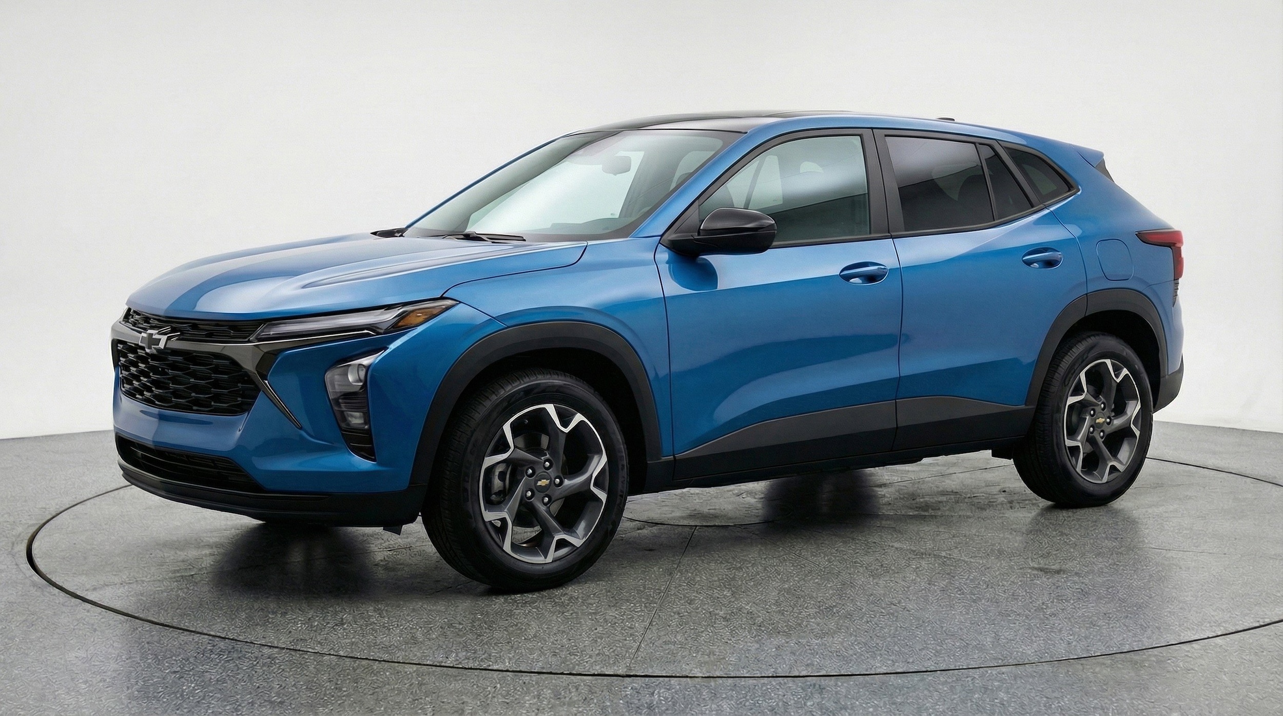 Thumbnail: 2025 Chevrolet Trax - 3