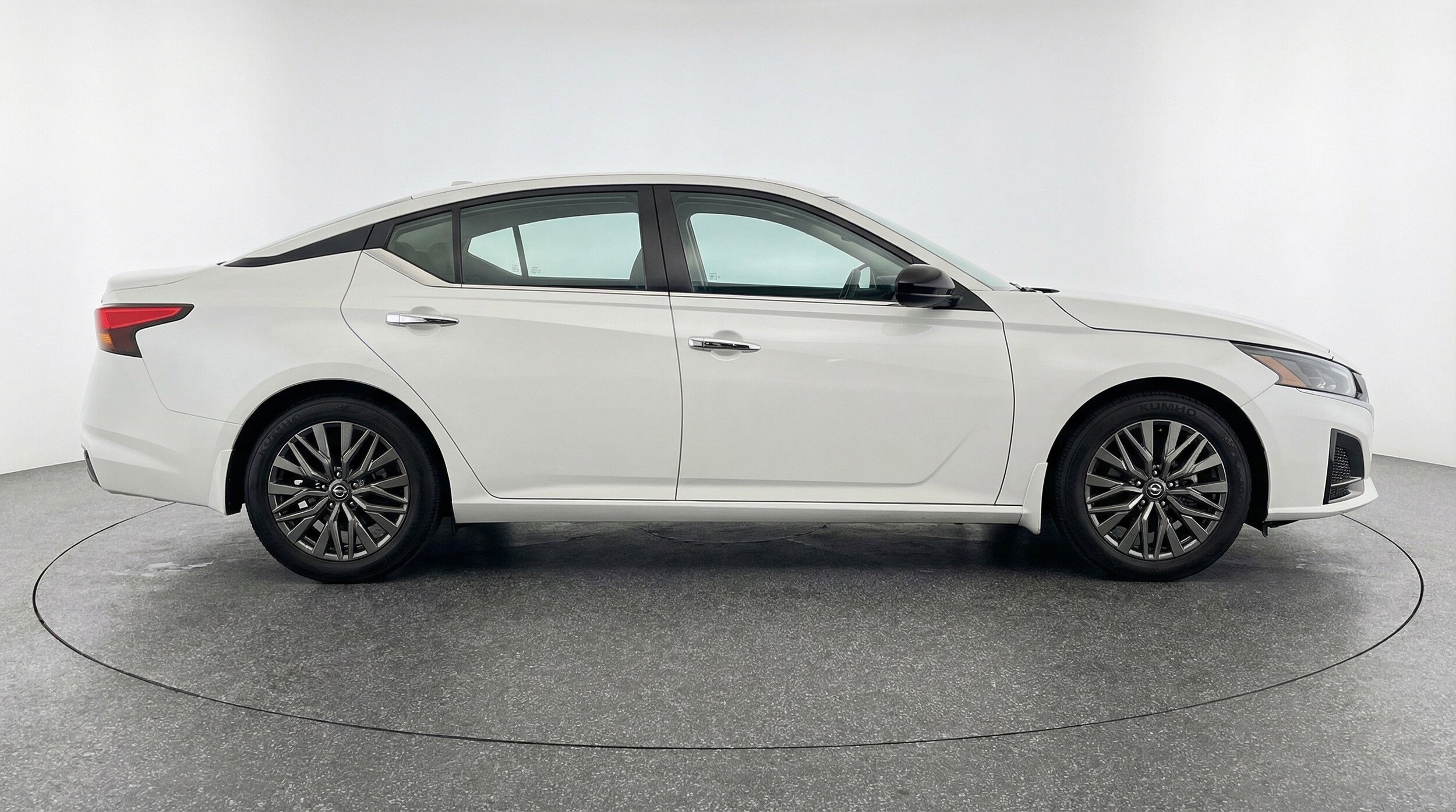 Thumbnail: 2025 Nissan Altima - 11