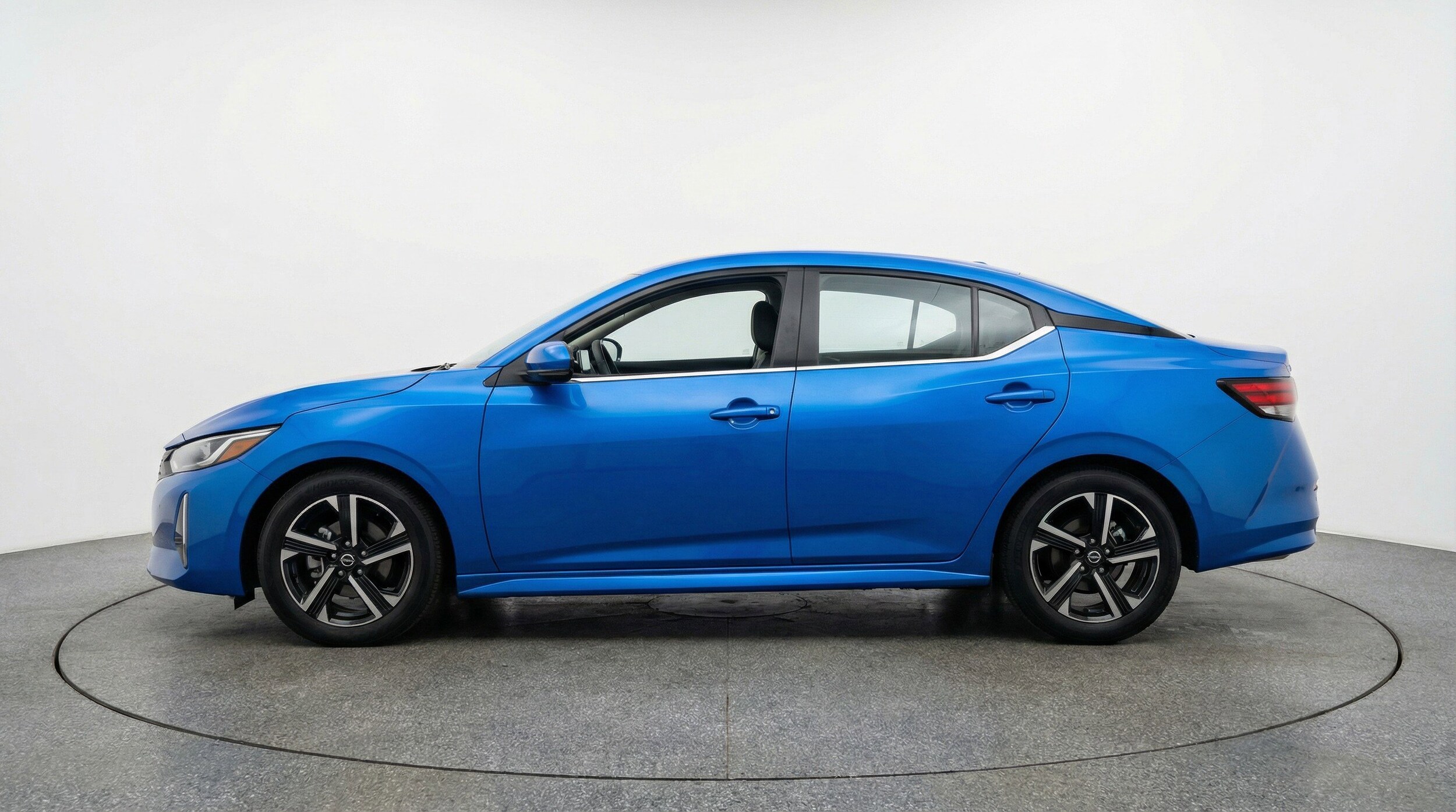 Thumbnail: 2025 Nissan Sentra - 5