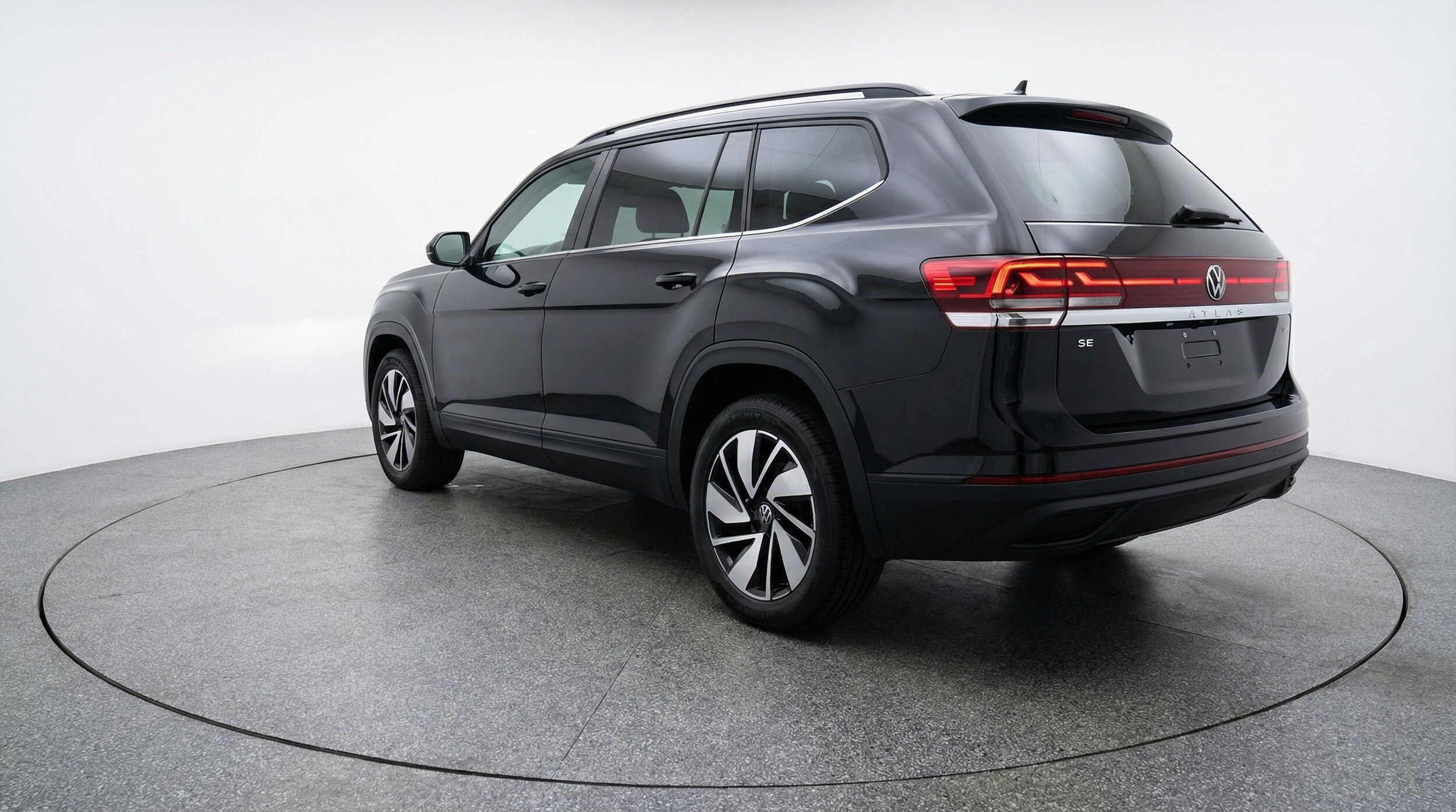 Thumbnail: 2026 Volkswagen Atlas - 6