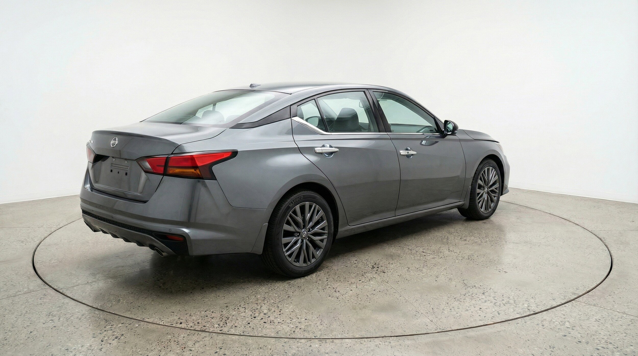 Thumbnail: 2025 Nissan Altima - 9