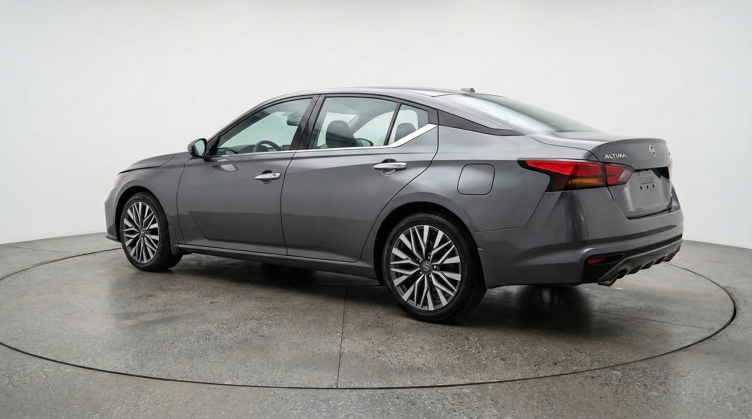 Thumbnail: 2025 Nissan Altima - 6