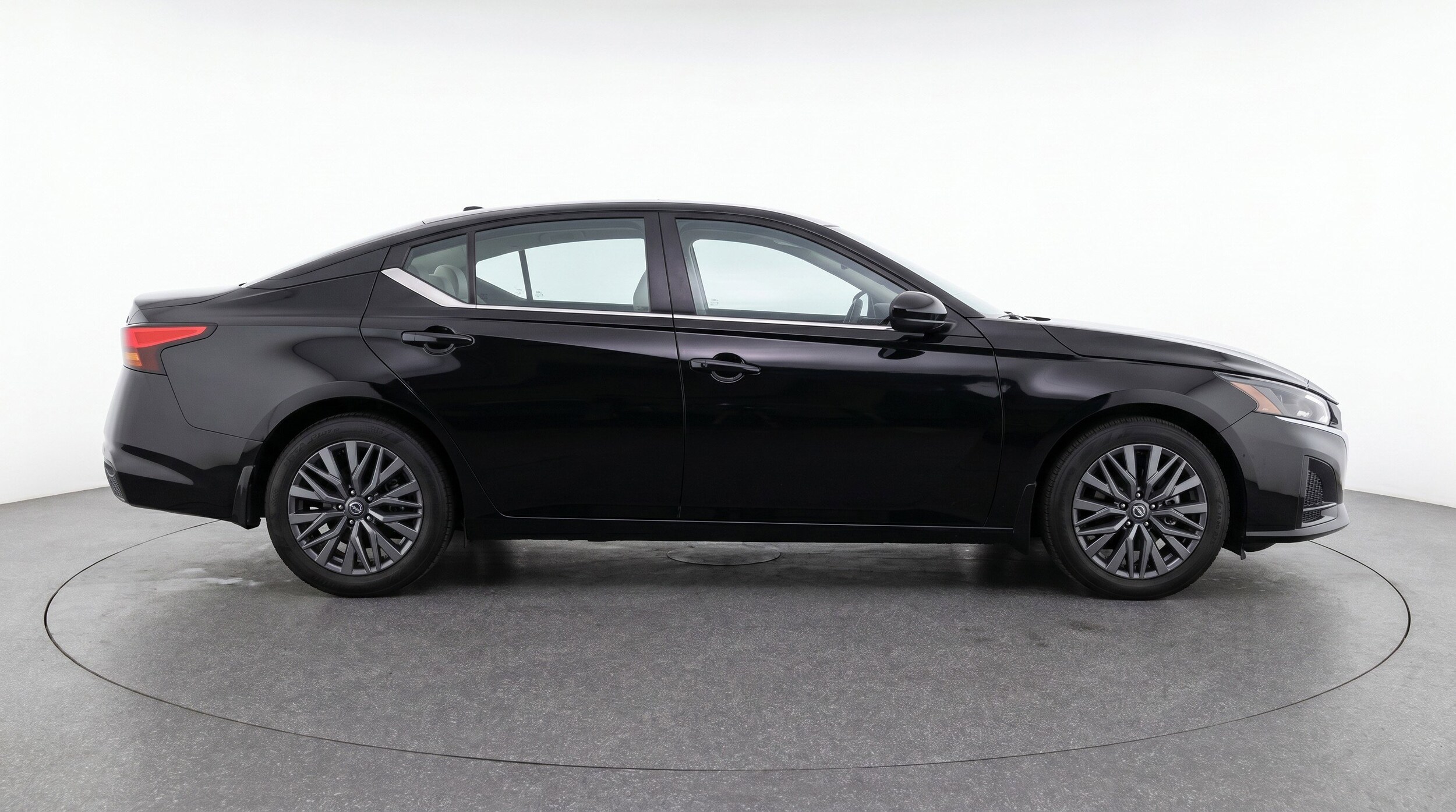 Thumbnail: 2025 Nissan Altima - 11