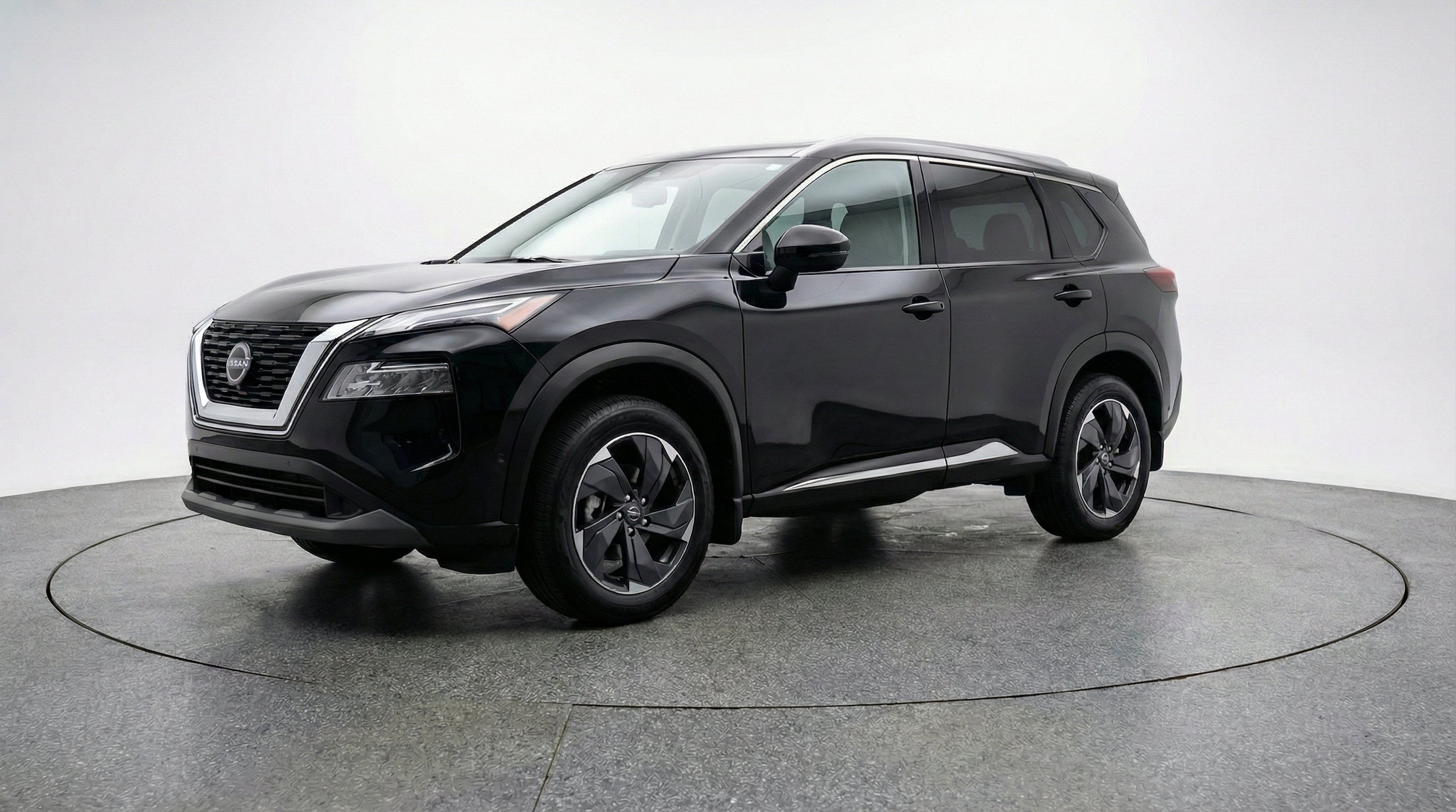 Thumbnail: 2025 Nissan Rogue - 3