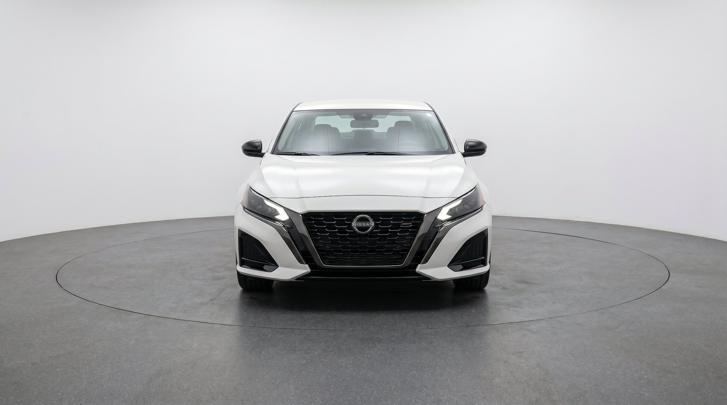 Thumbnail: 2025 Nissan Altima - 2