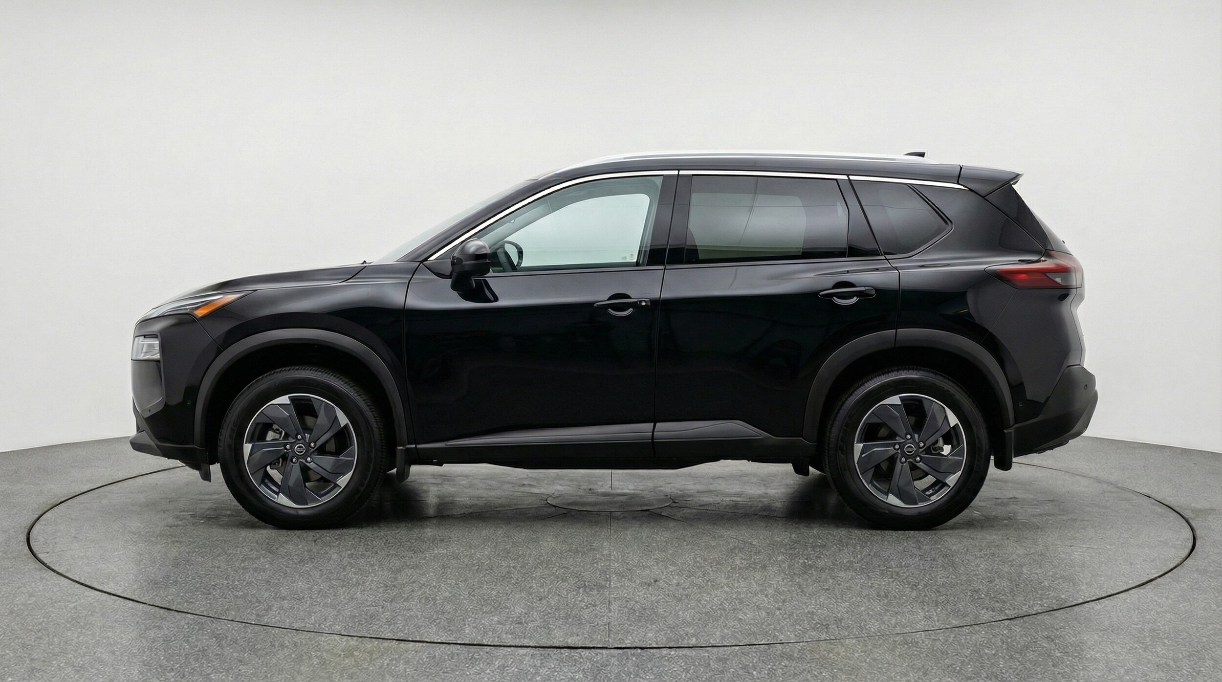 Thumbnail: 2025 Nissan Rogue - 4