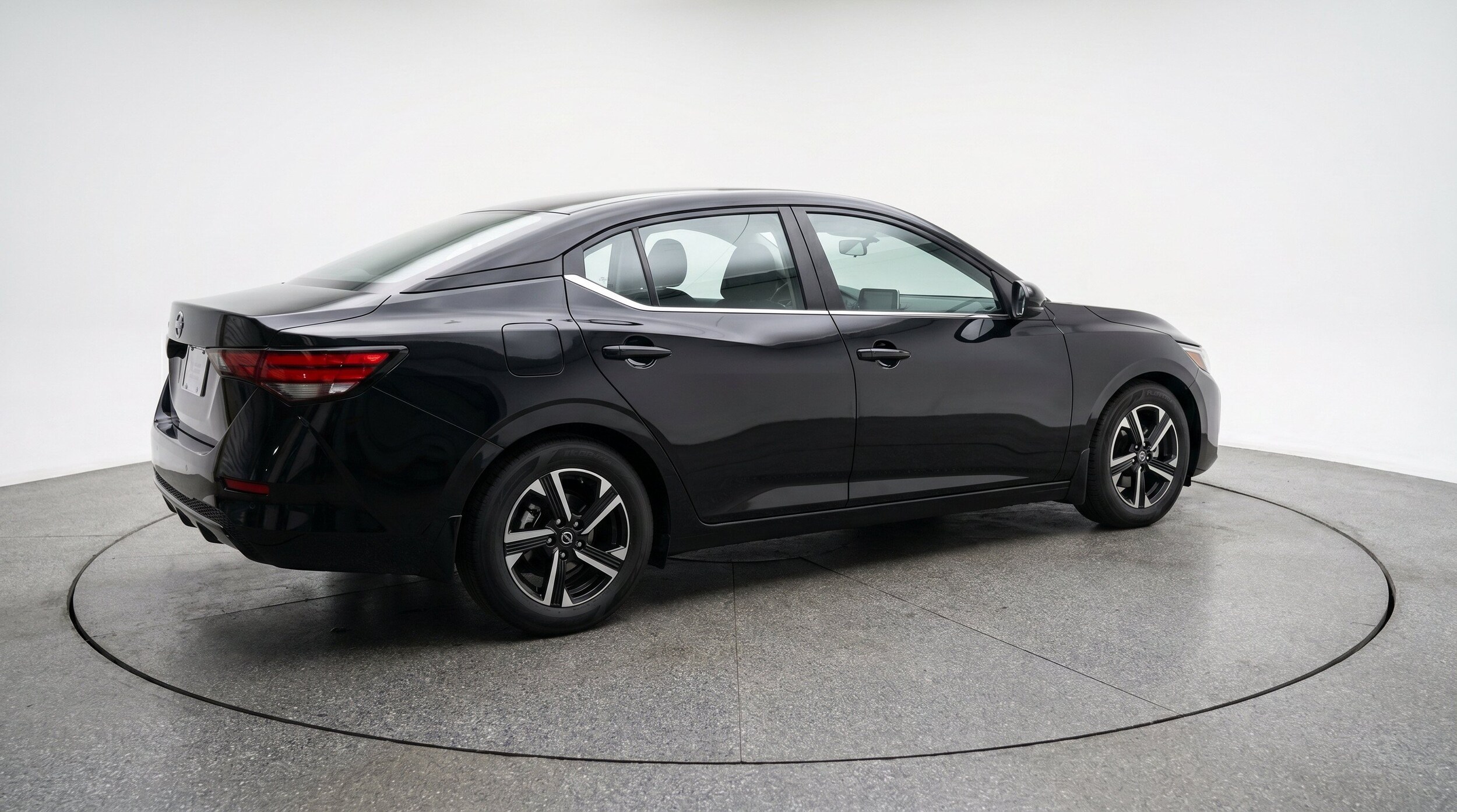 Thumbnail: 2025 Nissan Sentra - 9