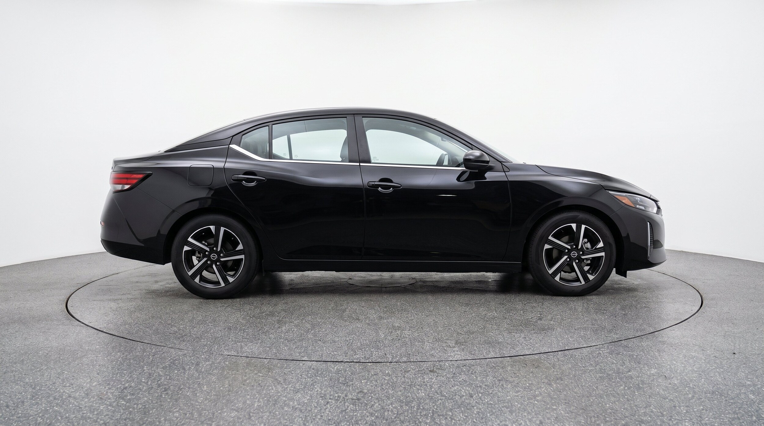 Thumbnail: 2025 Nissan Sentra - 11
