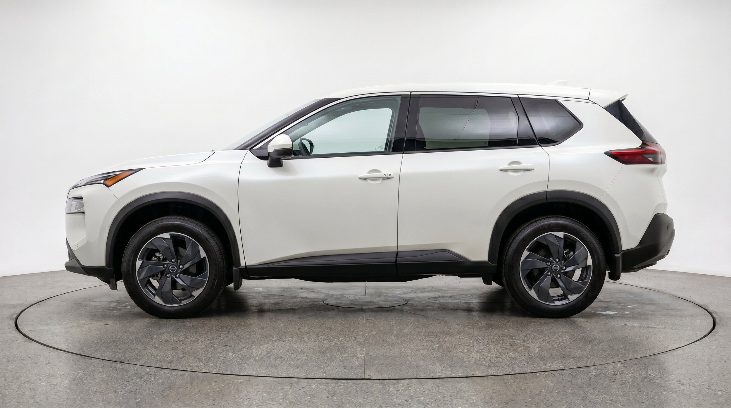 Thumbnail: 2025 Nissan Rogue - 5
